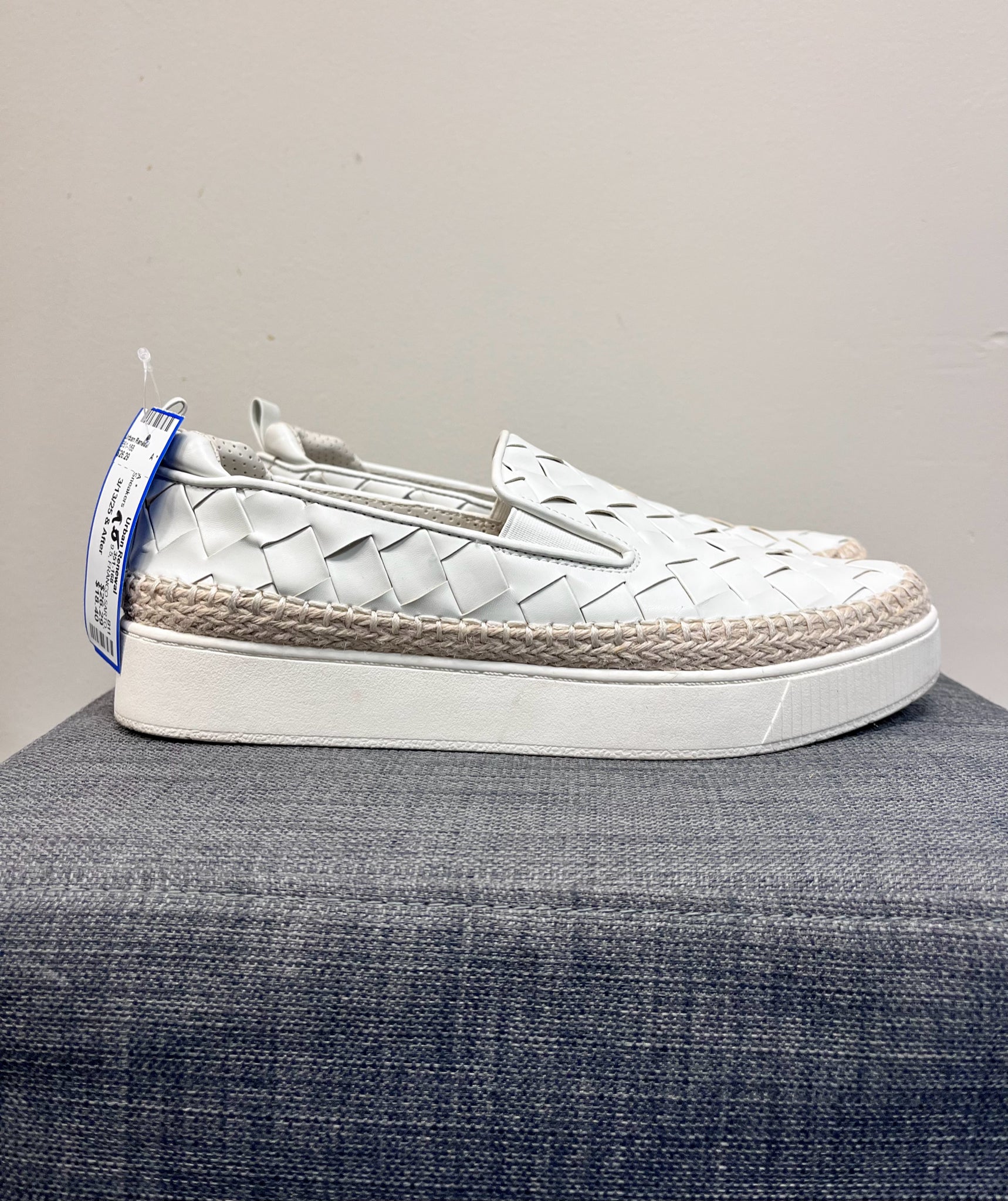 FRANCO SARTO 9.5 White Sneakers