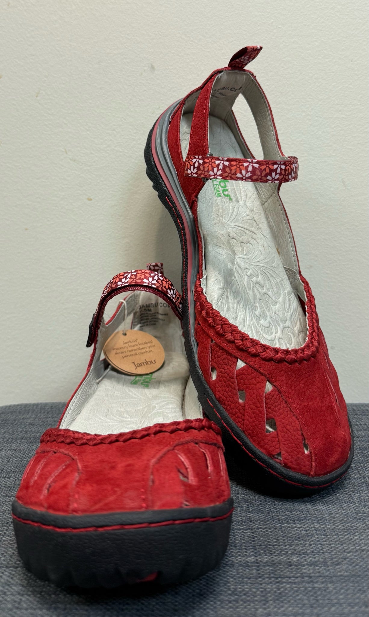 7.5 JAMBU Red SHOES