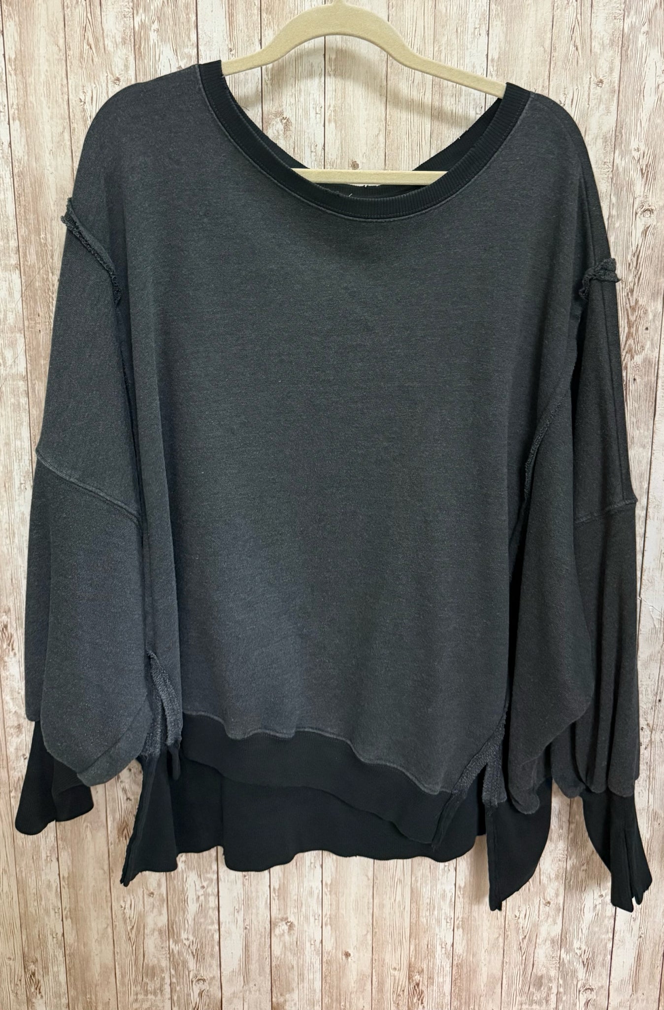 Size M WE THE FREE Black Top