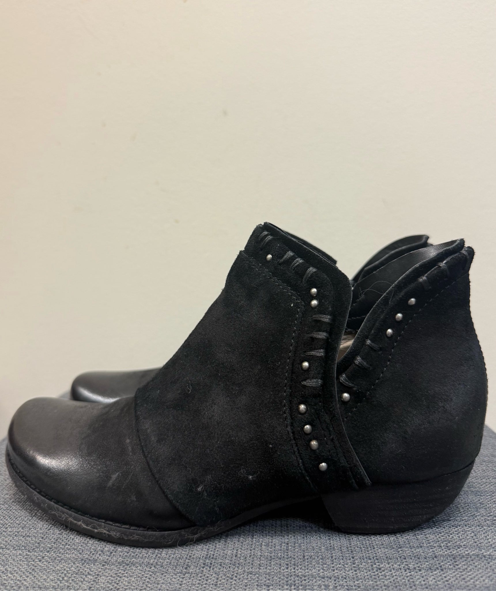MIZ MOOZ Black 6 Boots