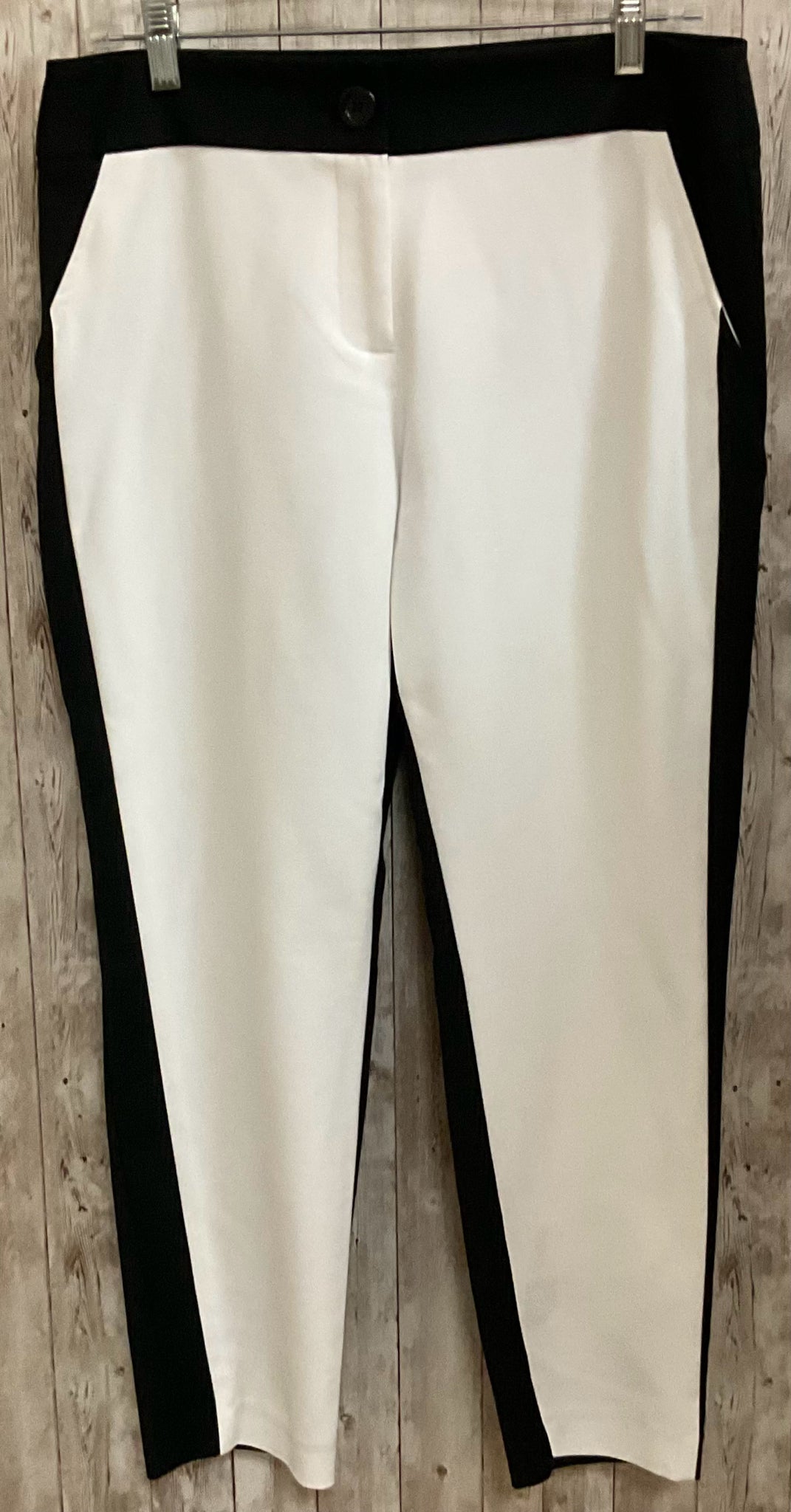 Size 8 J.JILL GREY Jeans