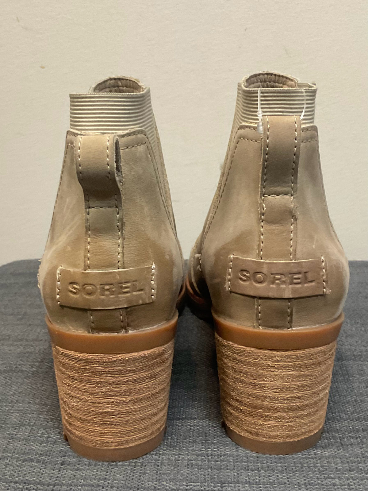 7.5 SOREL Tan Boots