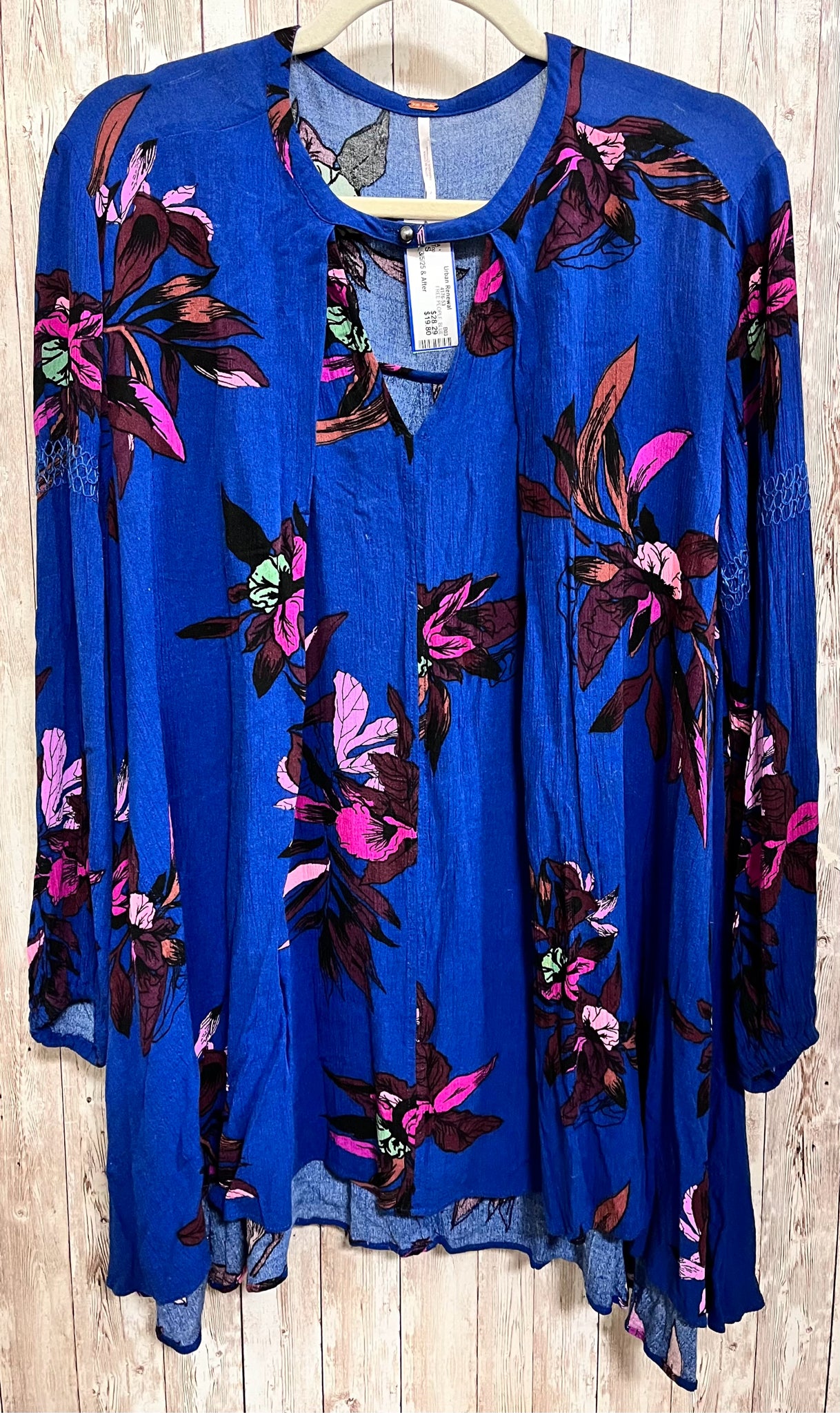 Size S FREE PEOPLE BLUE FLORAL Top