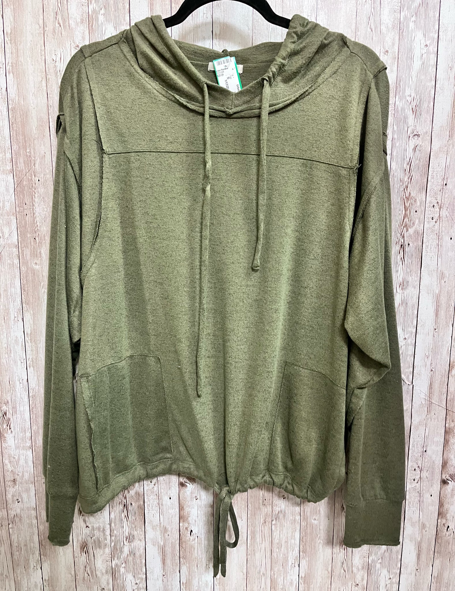 Size S EASEL Olive Top