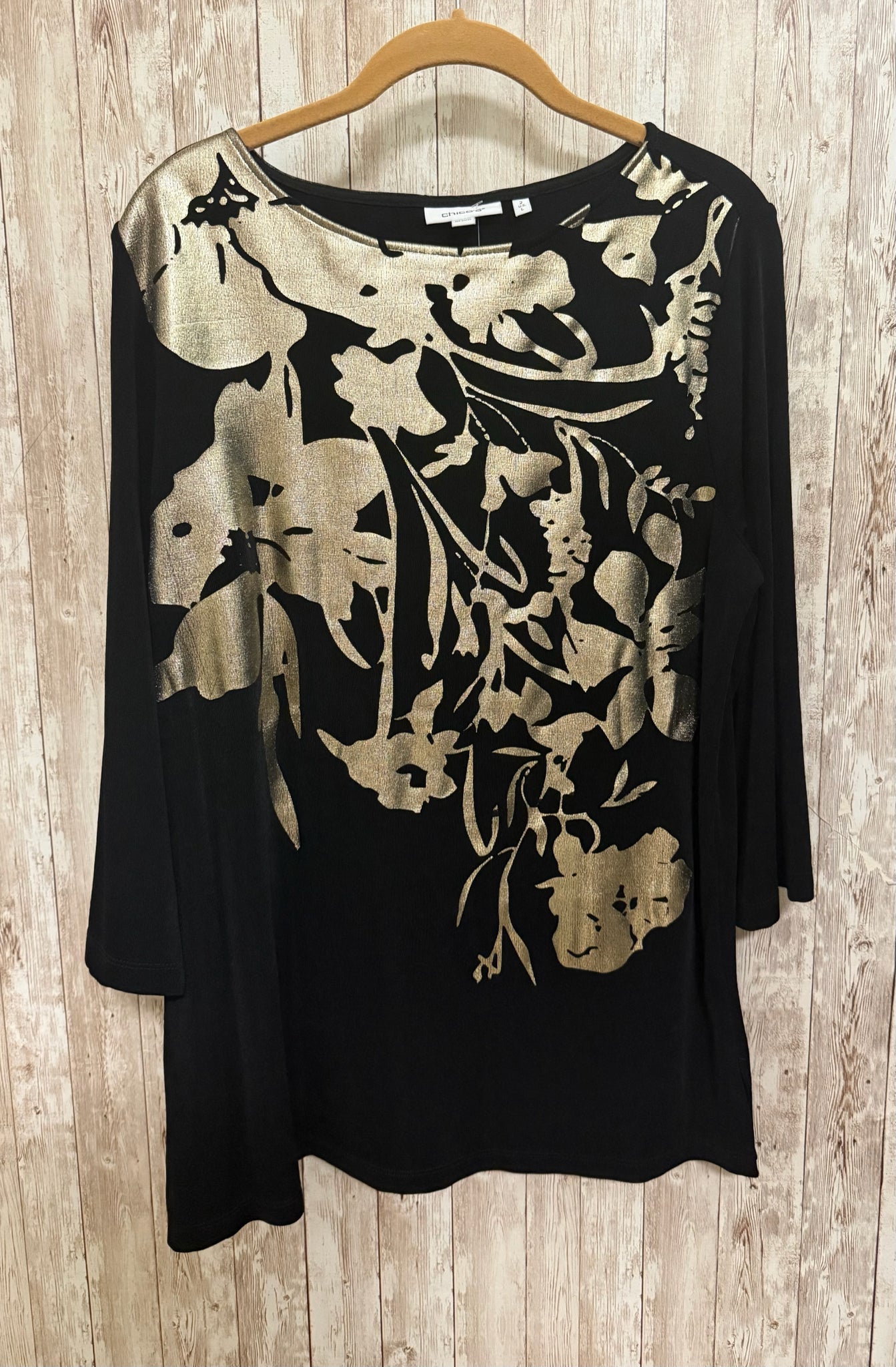 CHICO'S Size L BLACK AND GOLD Top