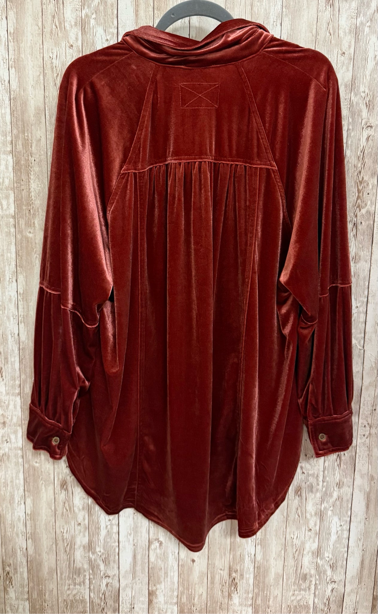 Size XL EASEL RUST Top