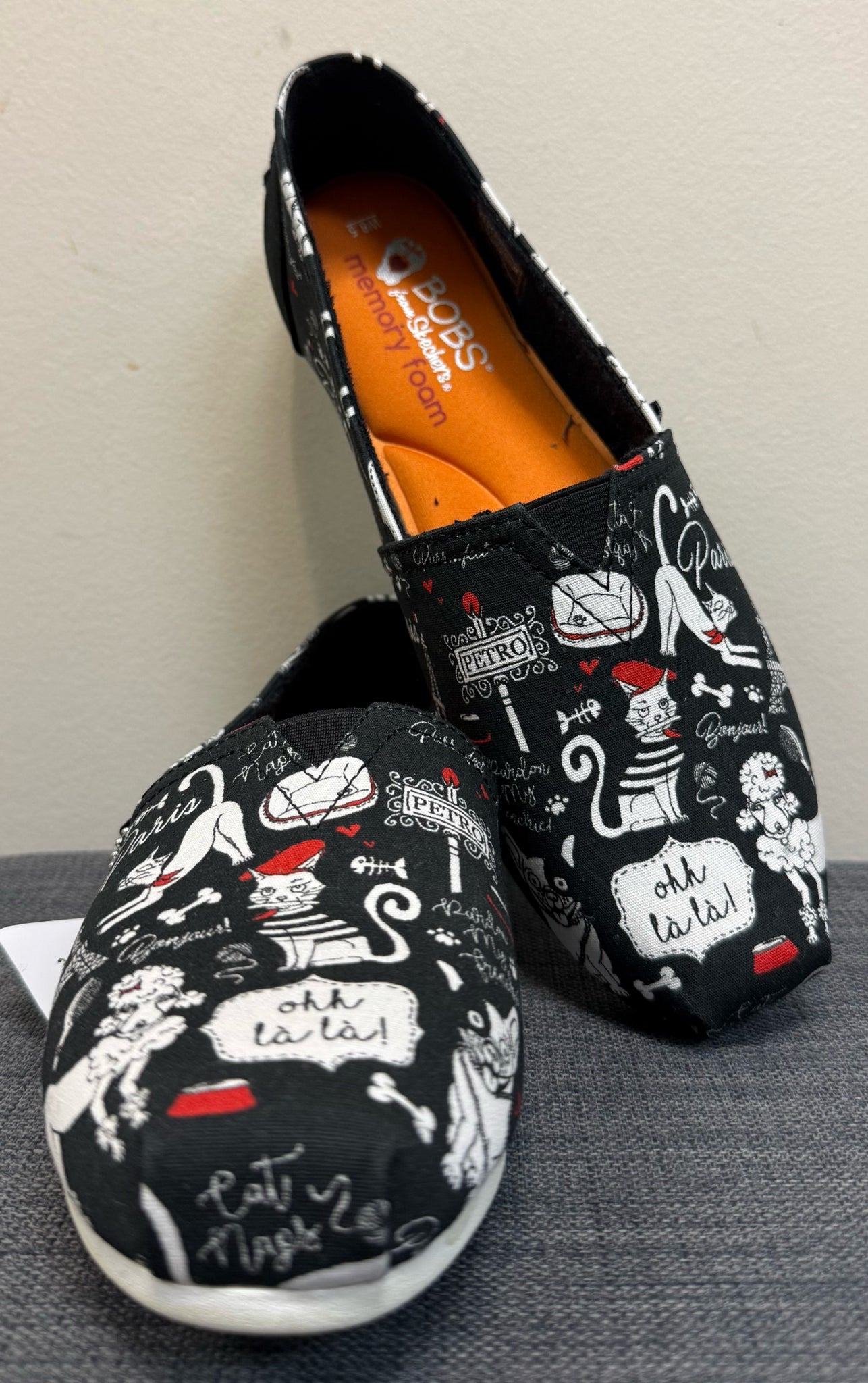 8.5 BOBS Black Print SHOES