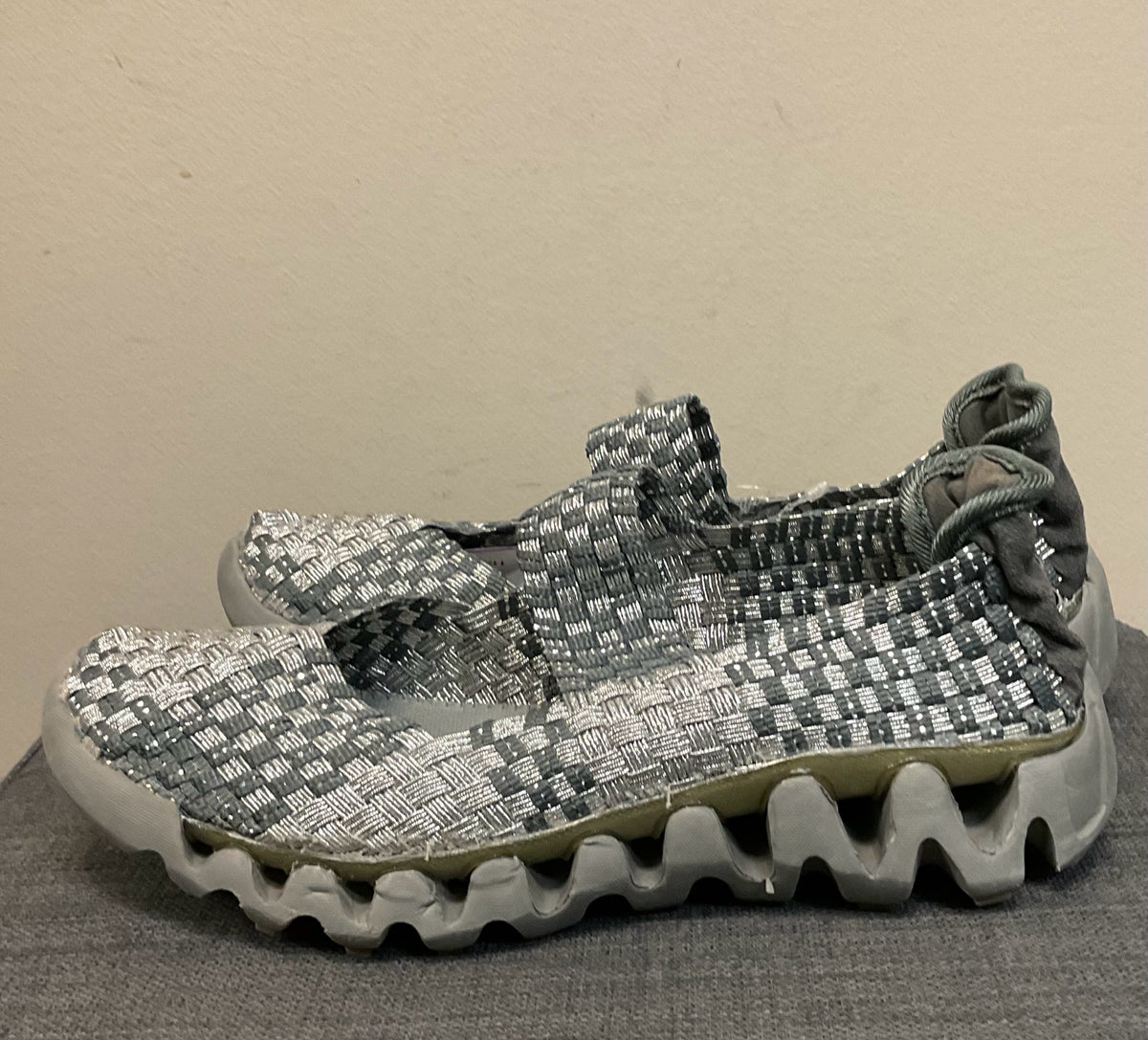 7.5 Bernie Mev Silver SHOES