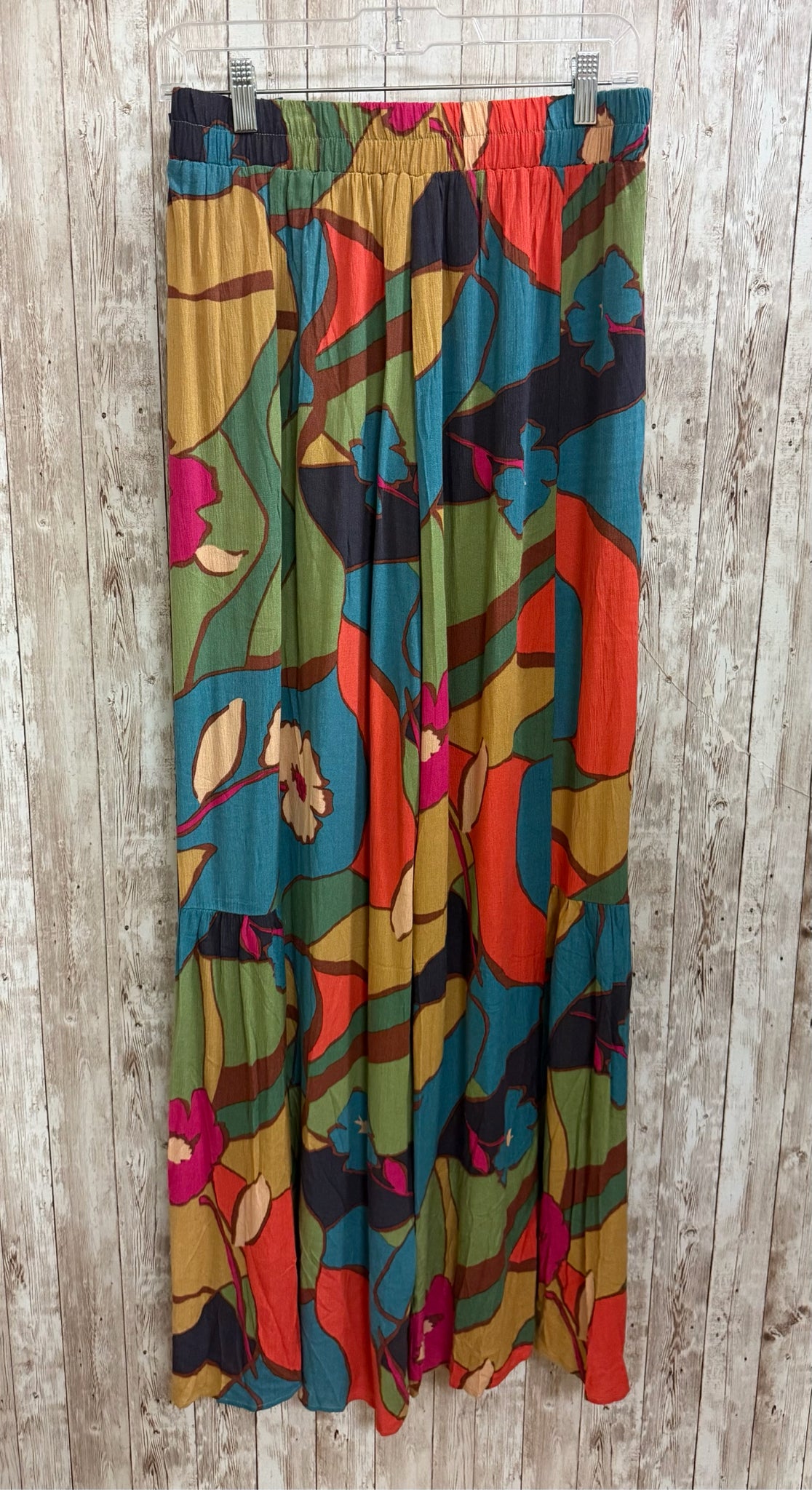 Size M EASEL ORANGE AND BLUE FLORAL Pants