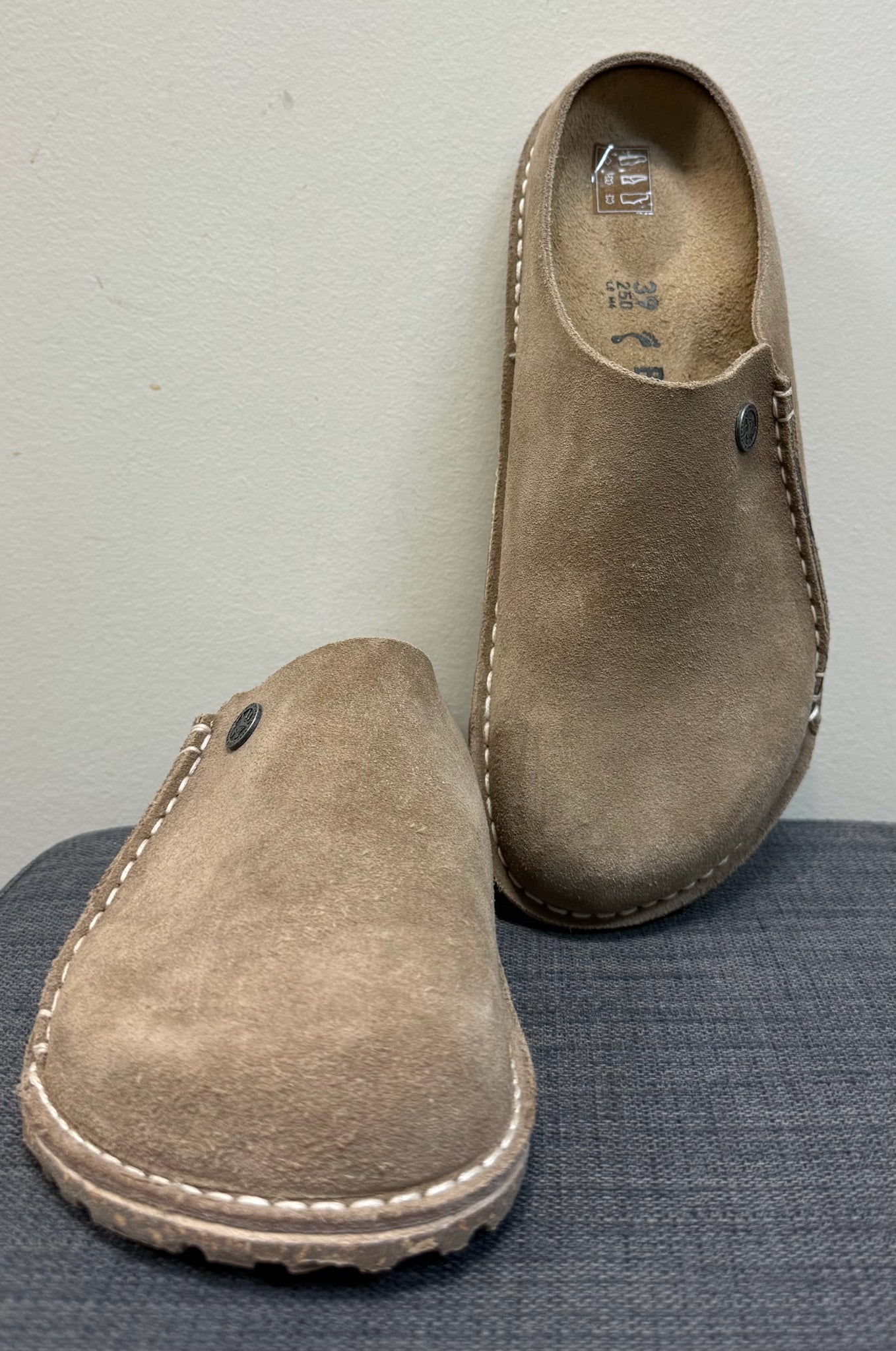 8 BIRKENSTOCK Brown SHOES