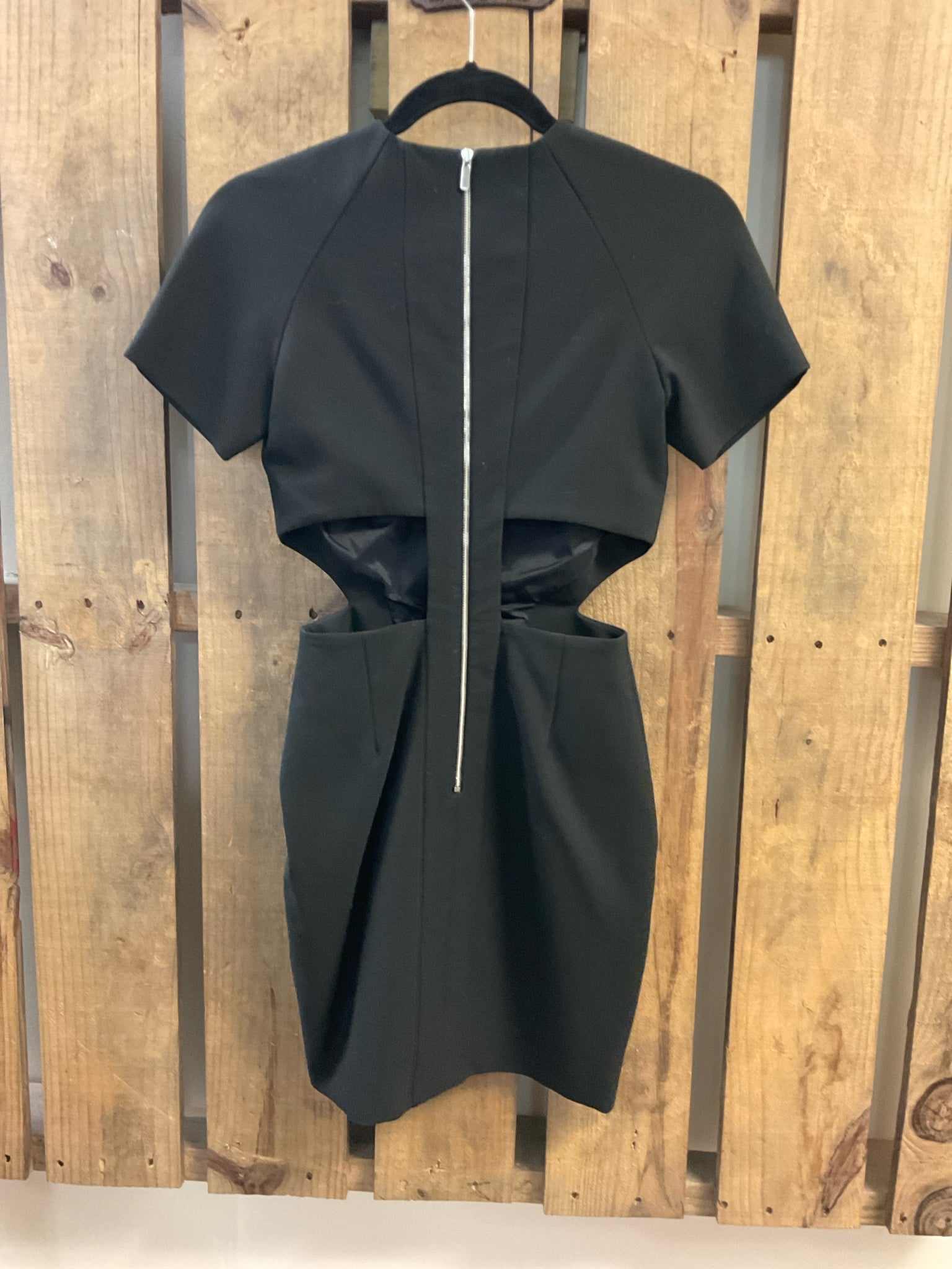 ELIZABETH AND JAMES Size 0 Black Dress