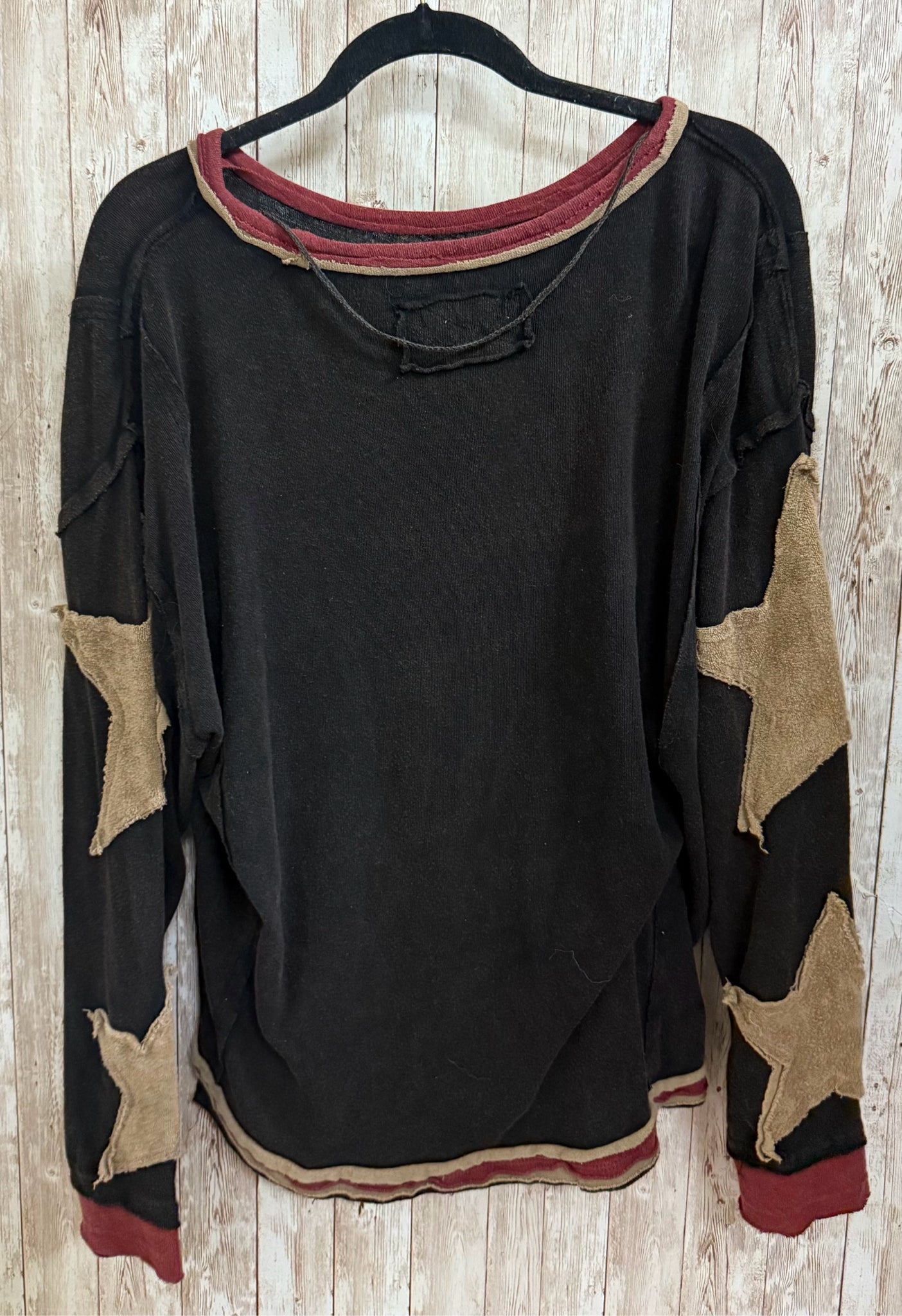 WE THE FREE Size L Black Top