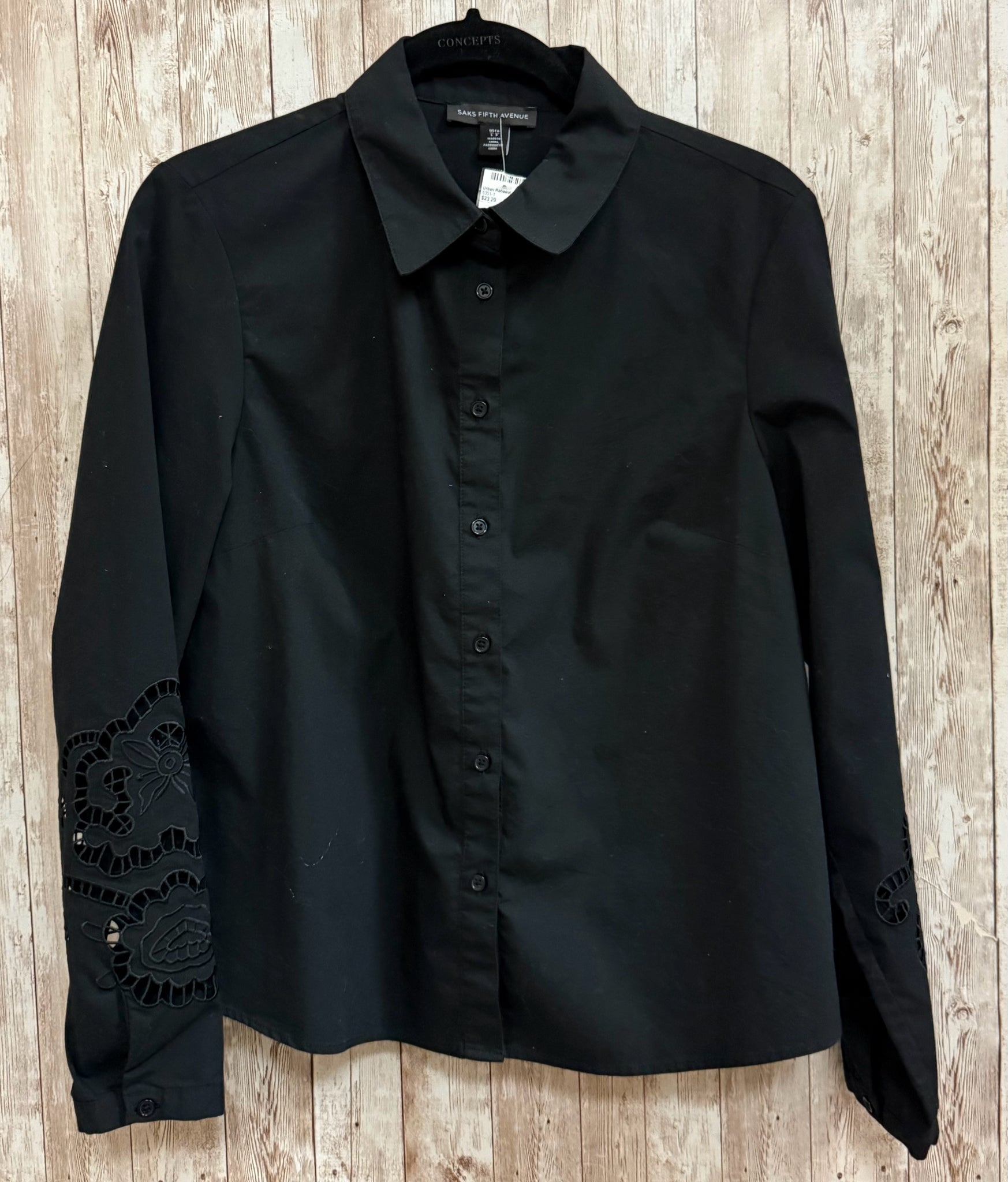 Size S SAKS FIFTH AVENUE Black Shirt