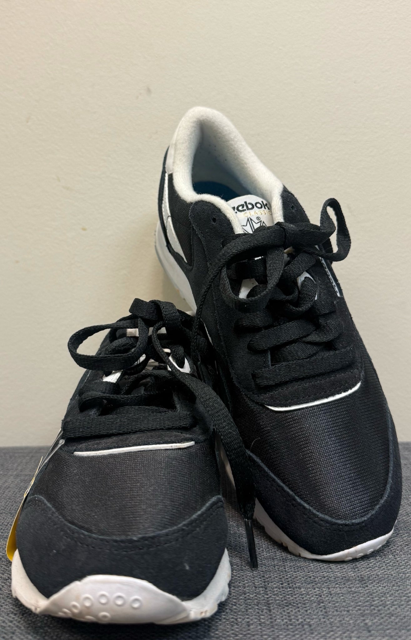 7 REBOCK Black Sneakers