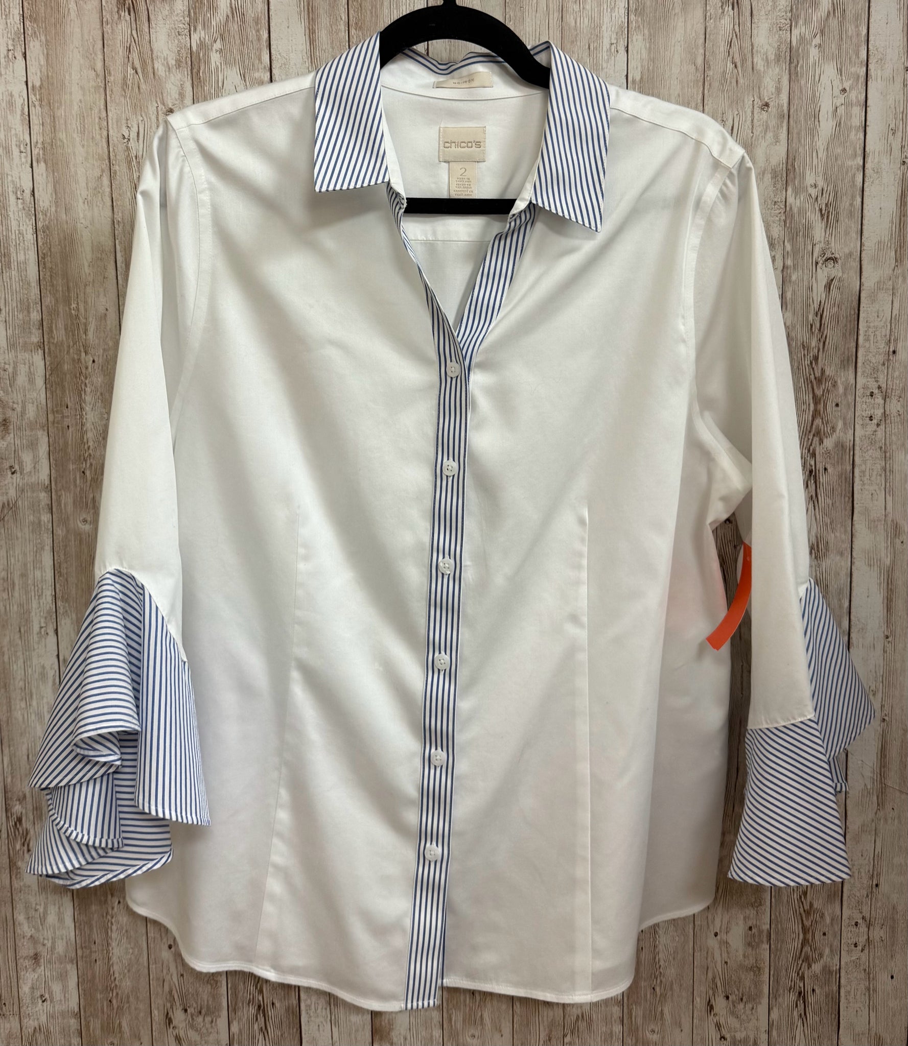 Size L CHICO'S White Top