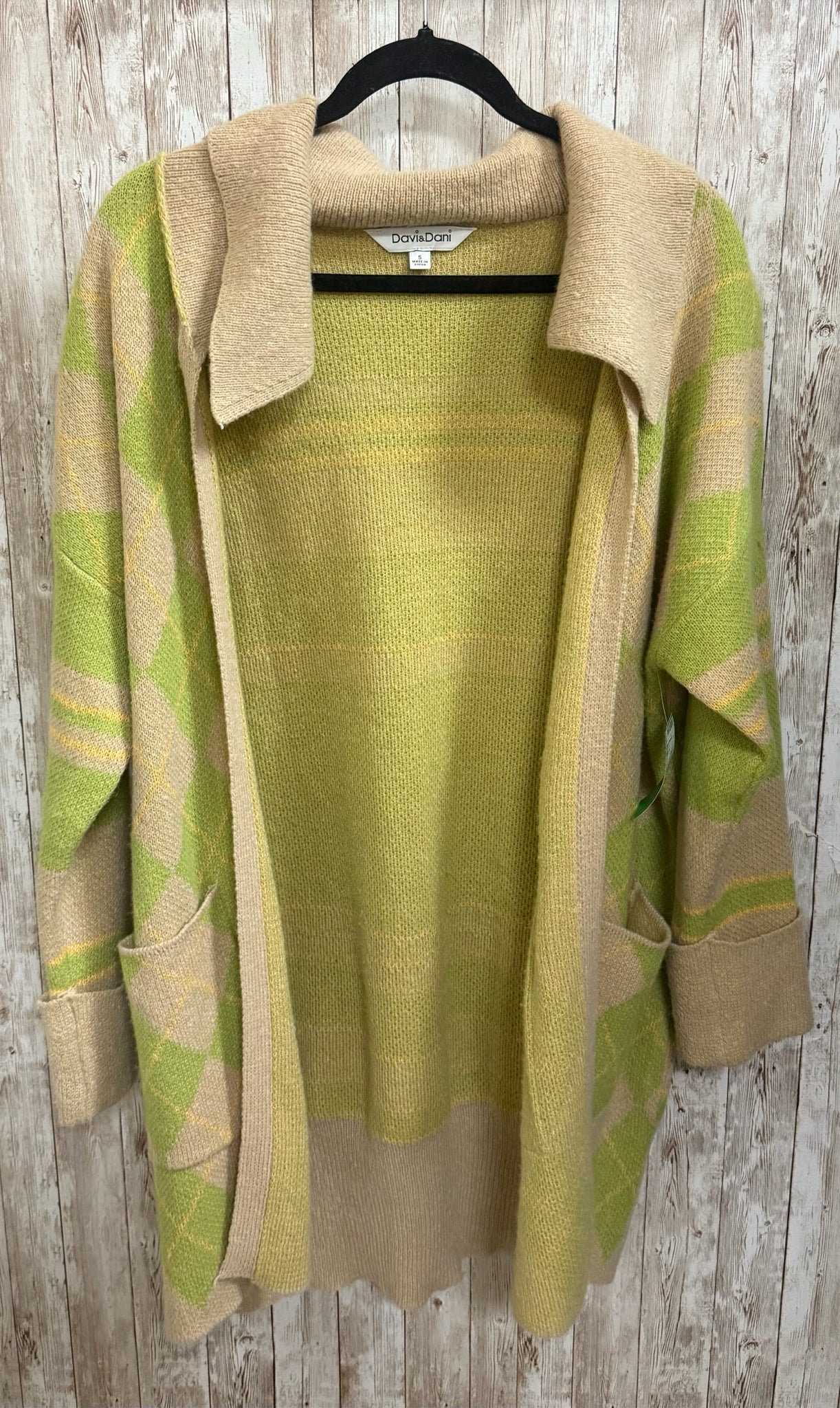 Size S Davi & Dani BEIGE & GREEN Cardigan