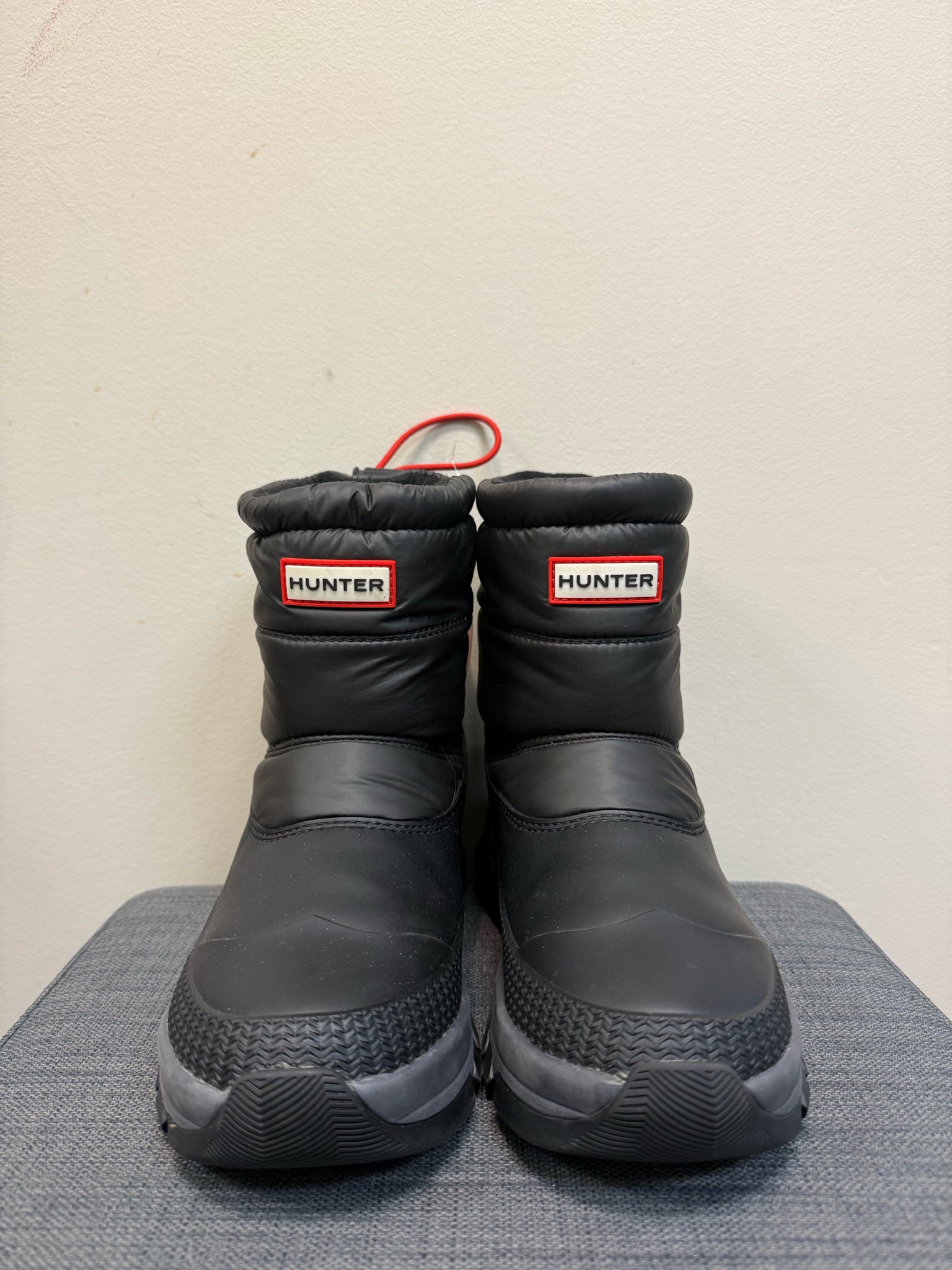 6 HUNTER Black Boots