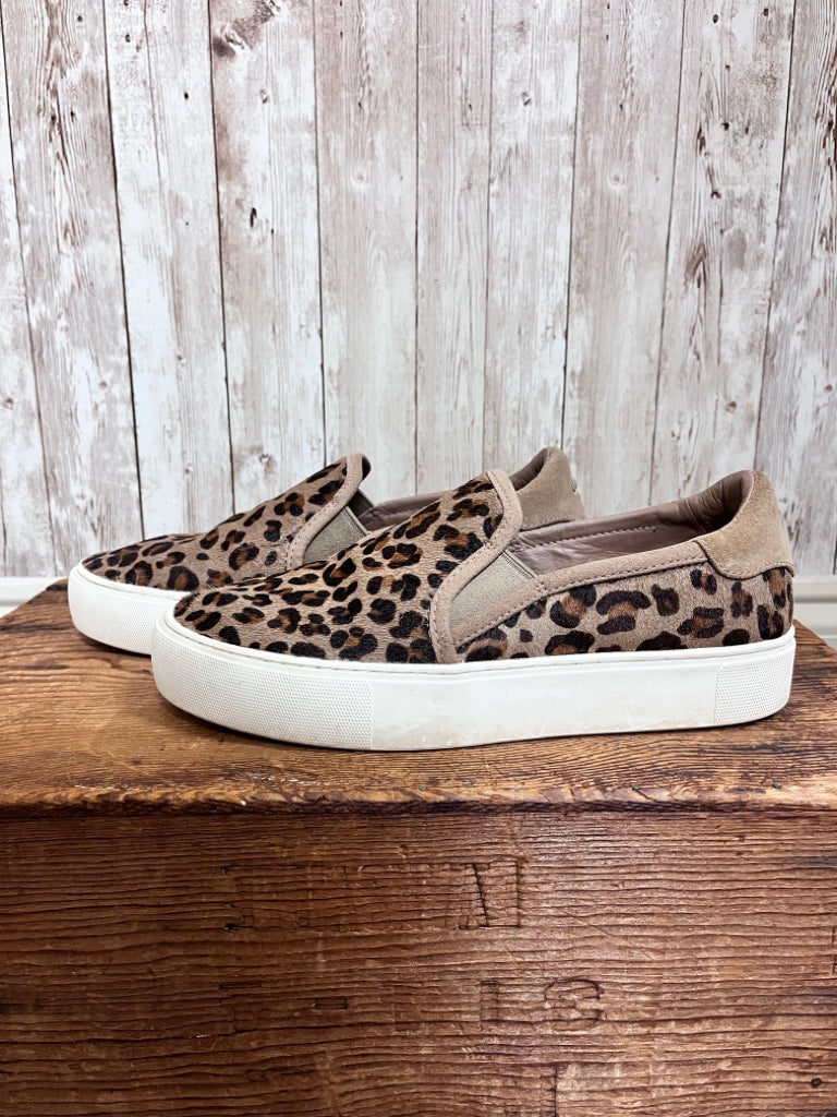 7 UGG Animal Print SHOES