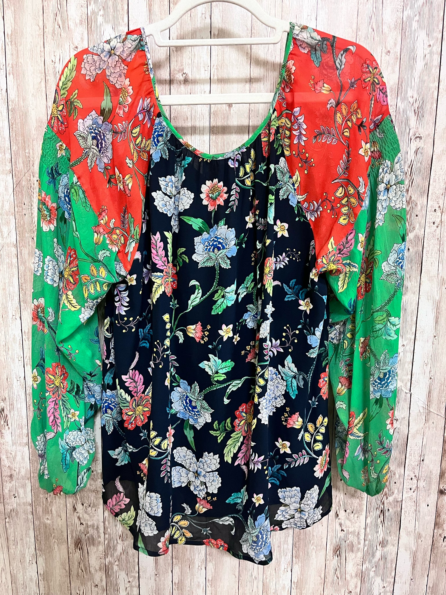Size XL JOHNNY WAS GREEN AND NAVY Top