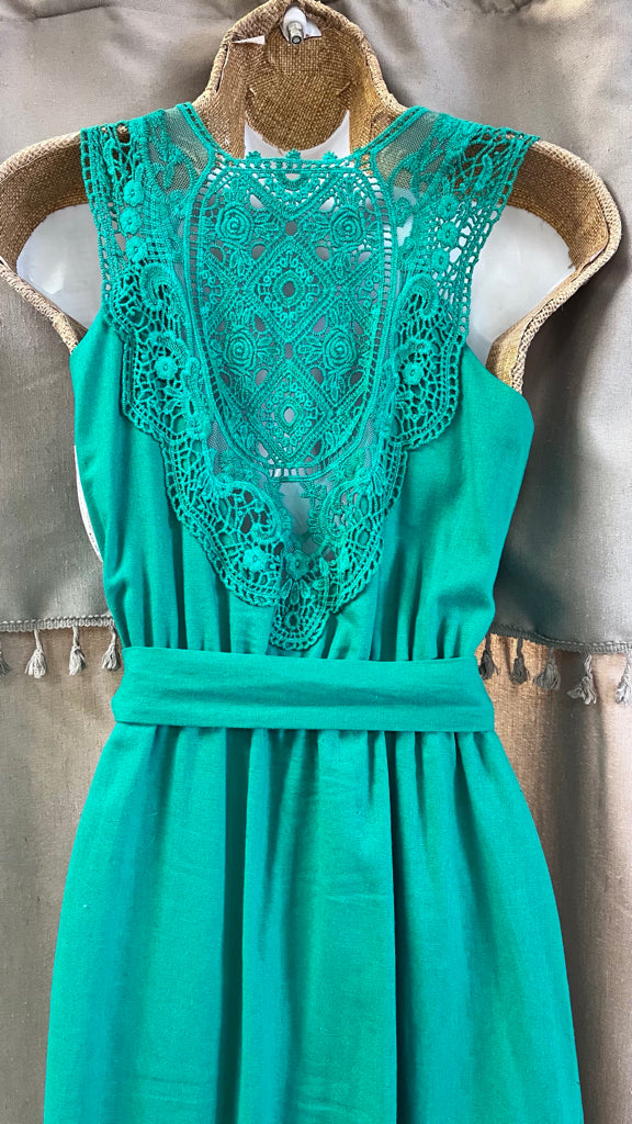 Size 6 SACADA Green Dress