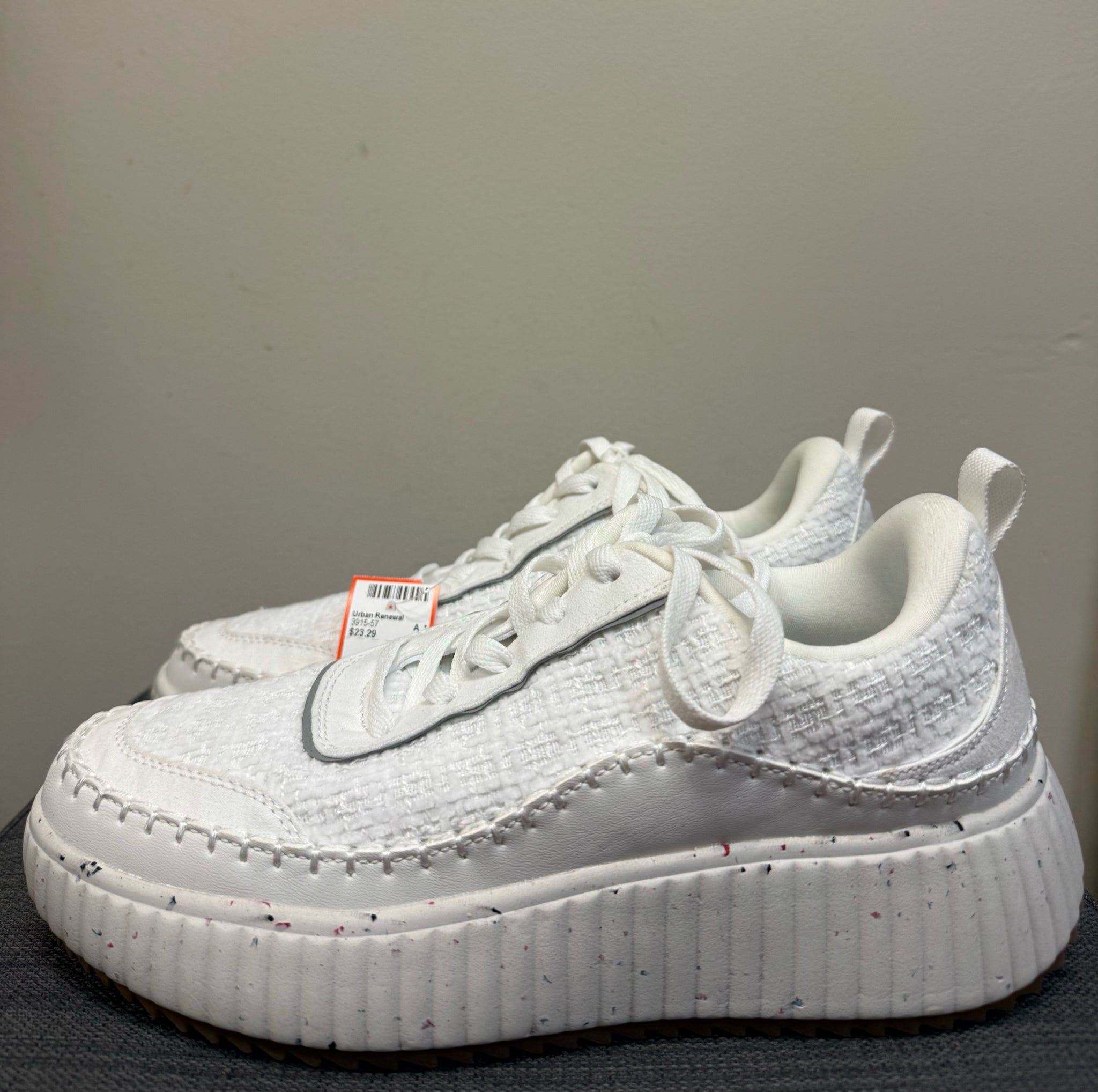 8 DREAM PAIRS White SHOES