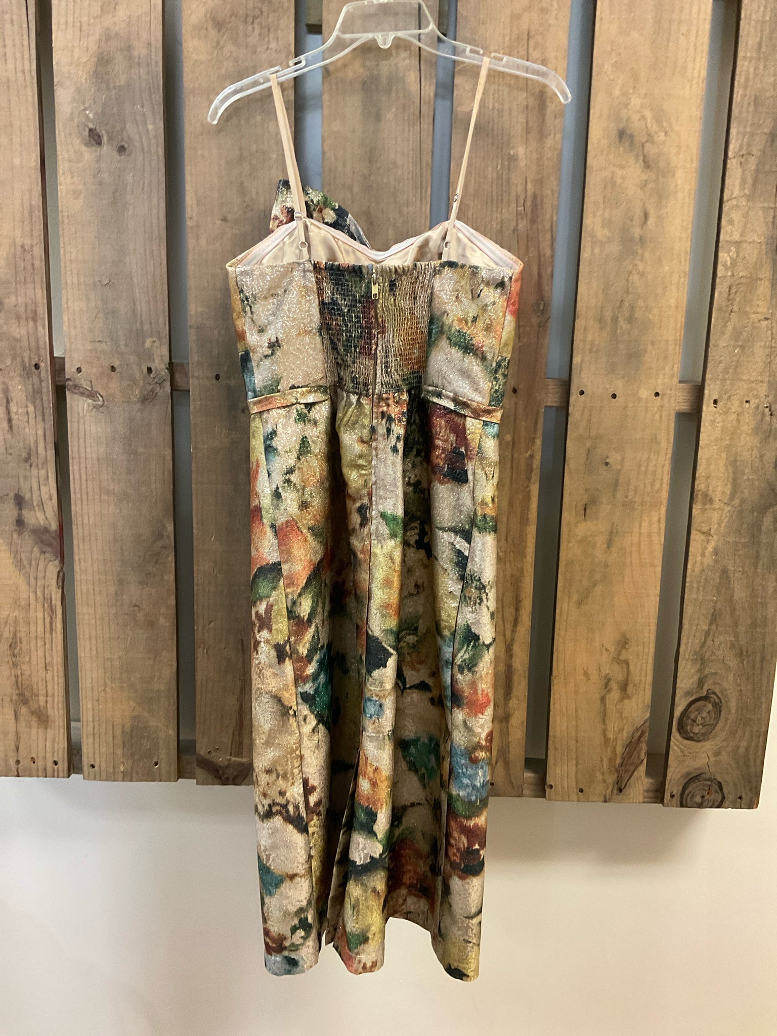 Size M RANNA GILL GOLD METALLIC Dress