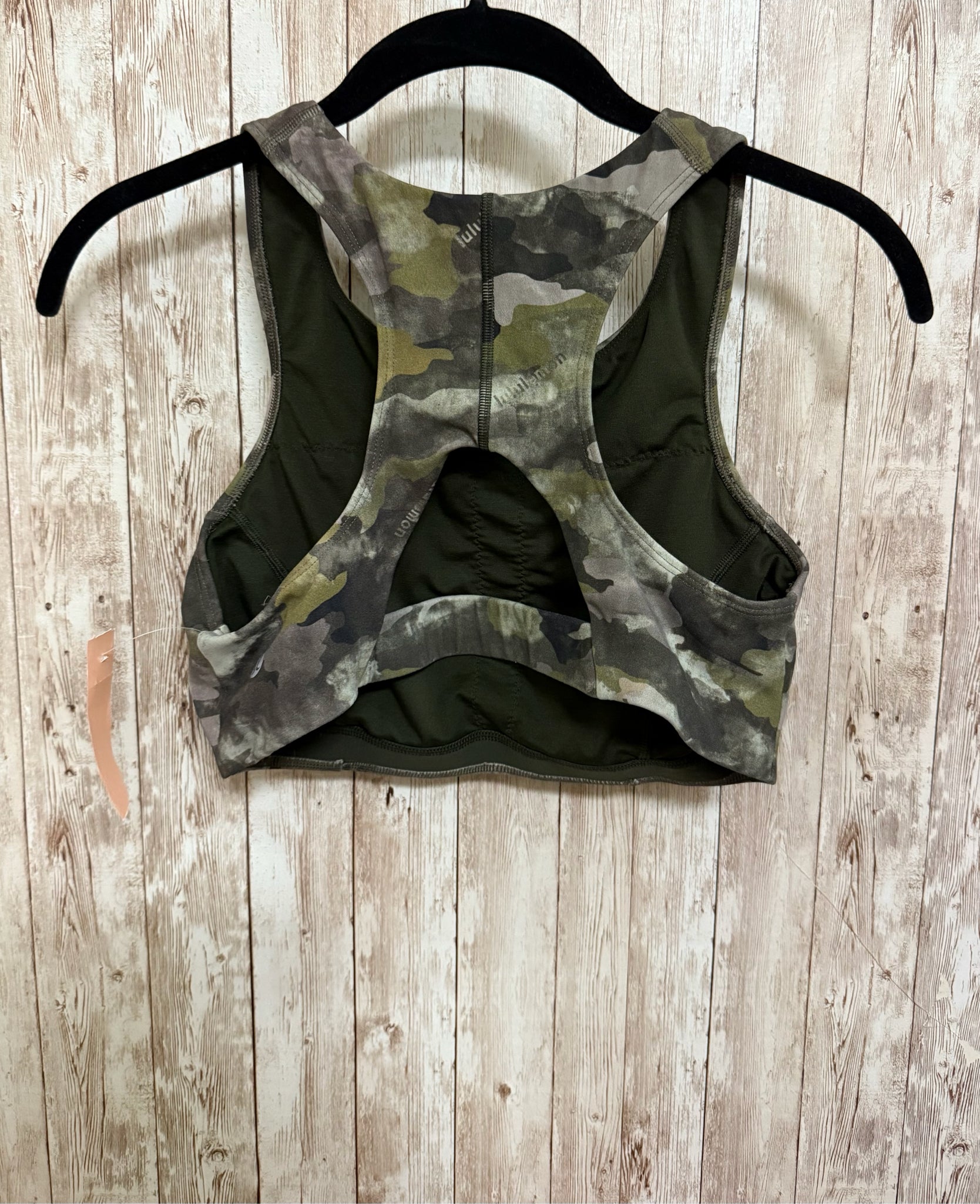 LULULEMON GREEN CAMO Fitness top
