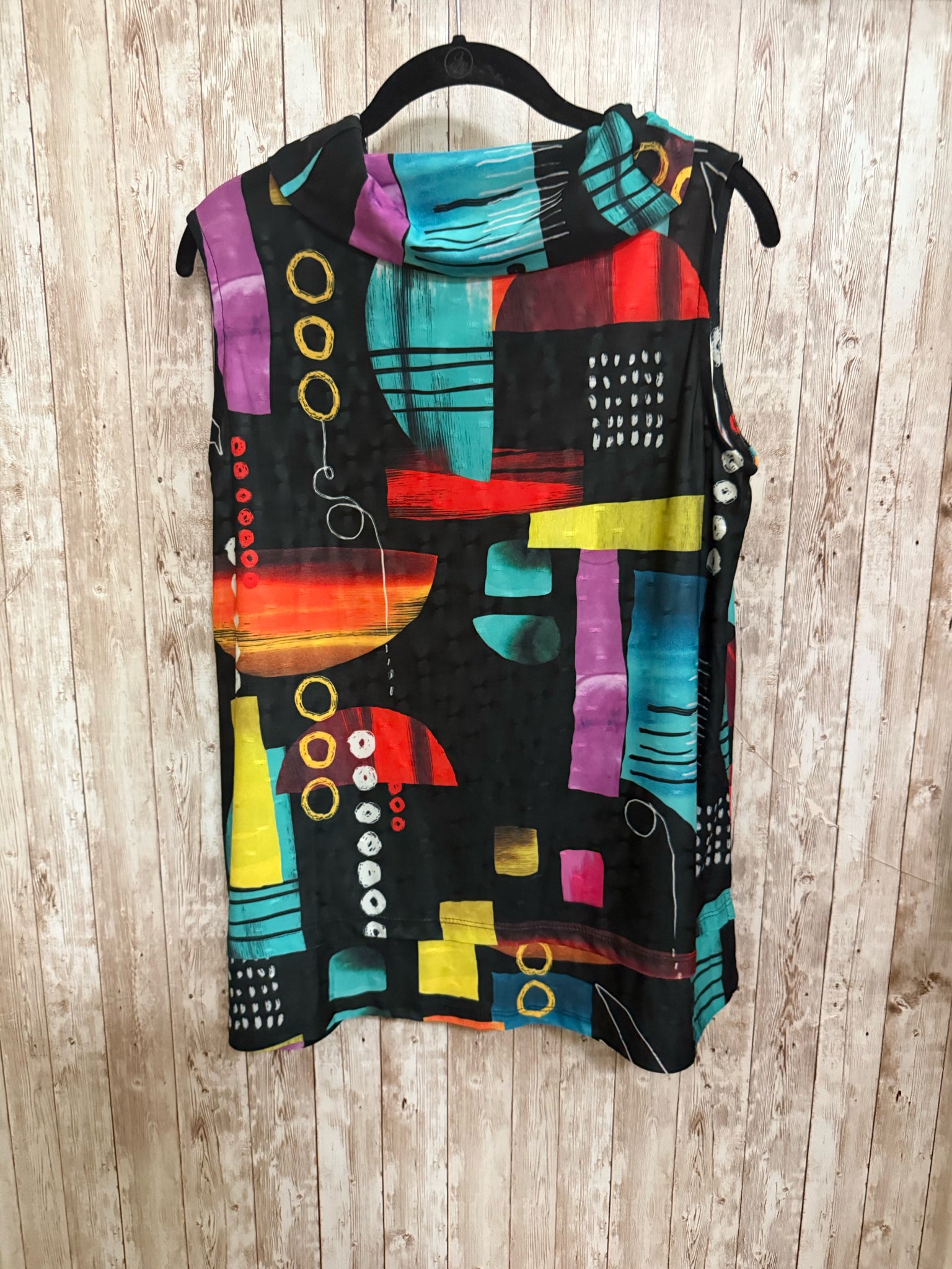 Size S JESS & JANE Black Print Top