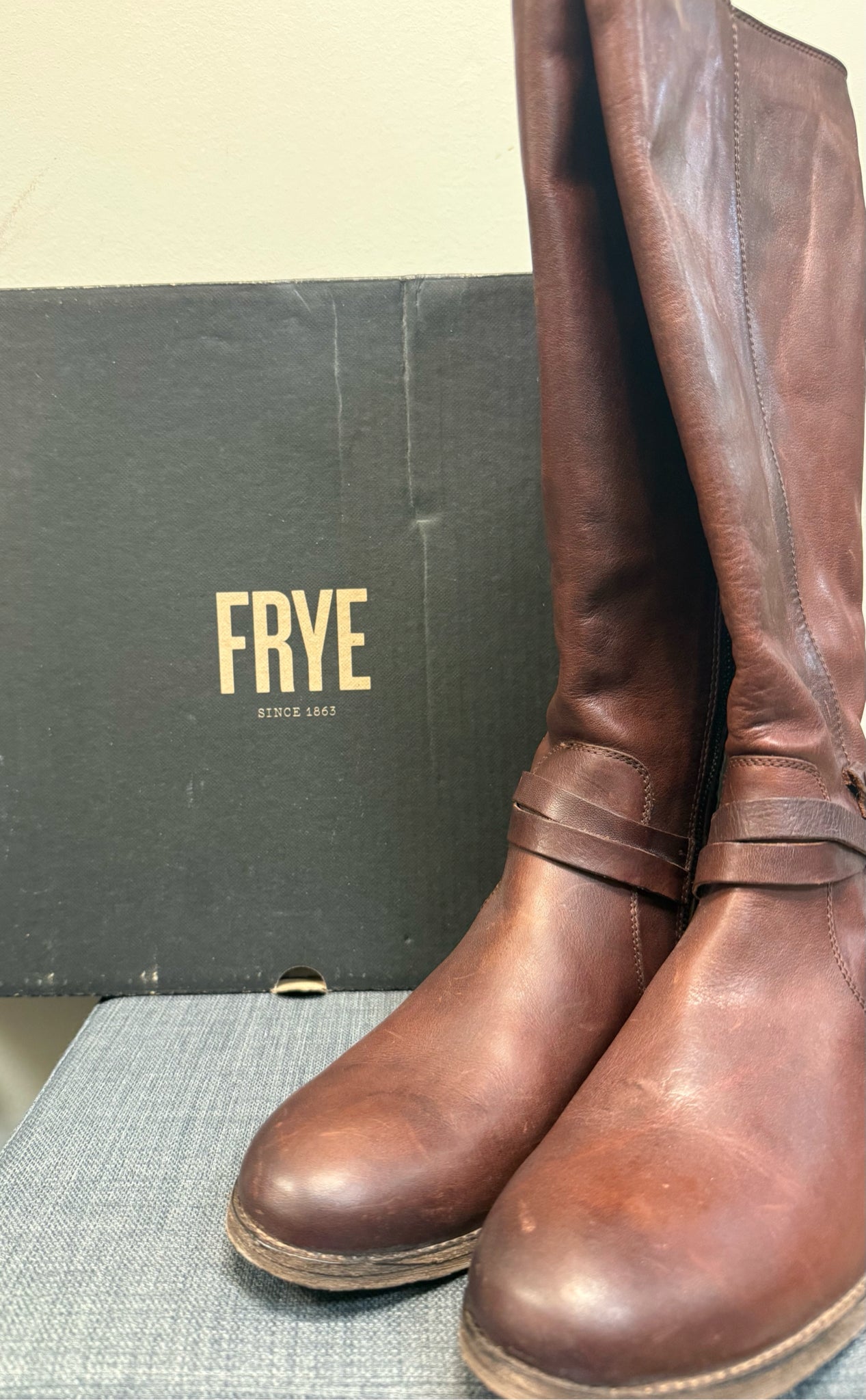 10 FRYE Brown Boots