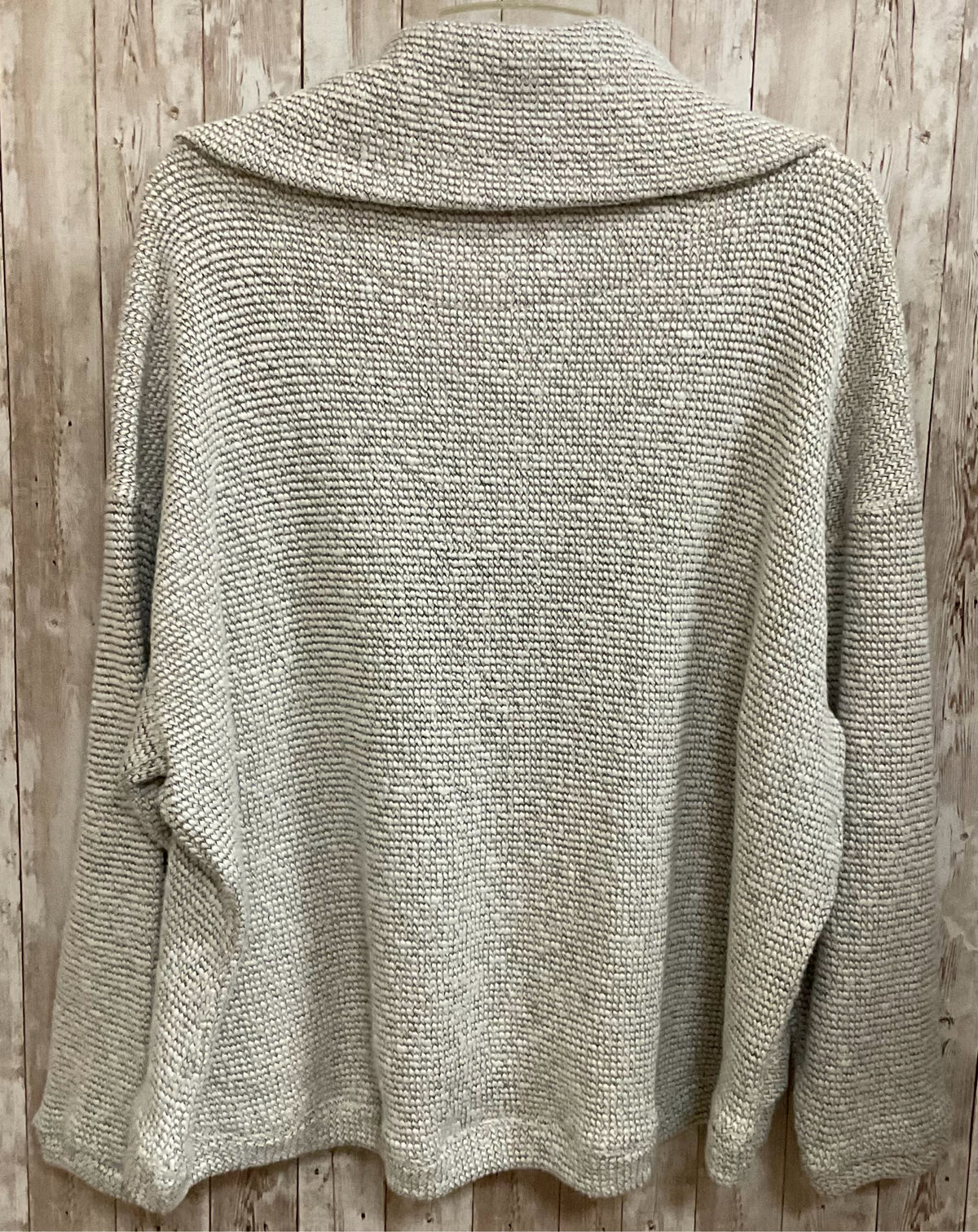 Size M MONA B CREAM PRINT Top