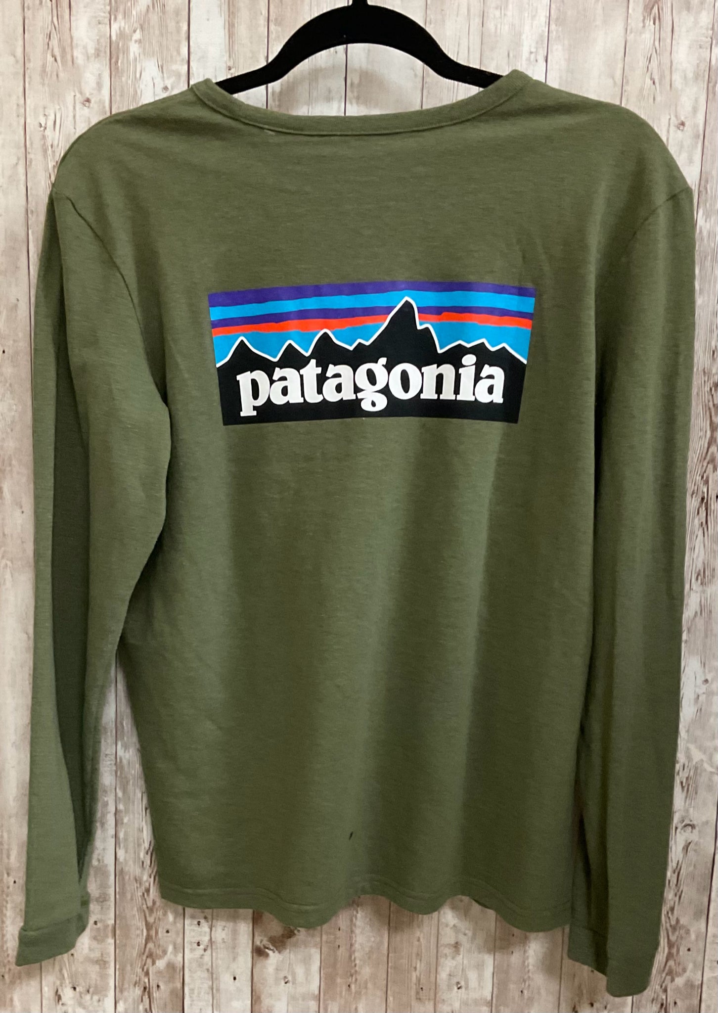 Size S PATAGONIA Green Top