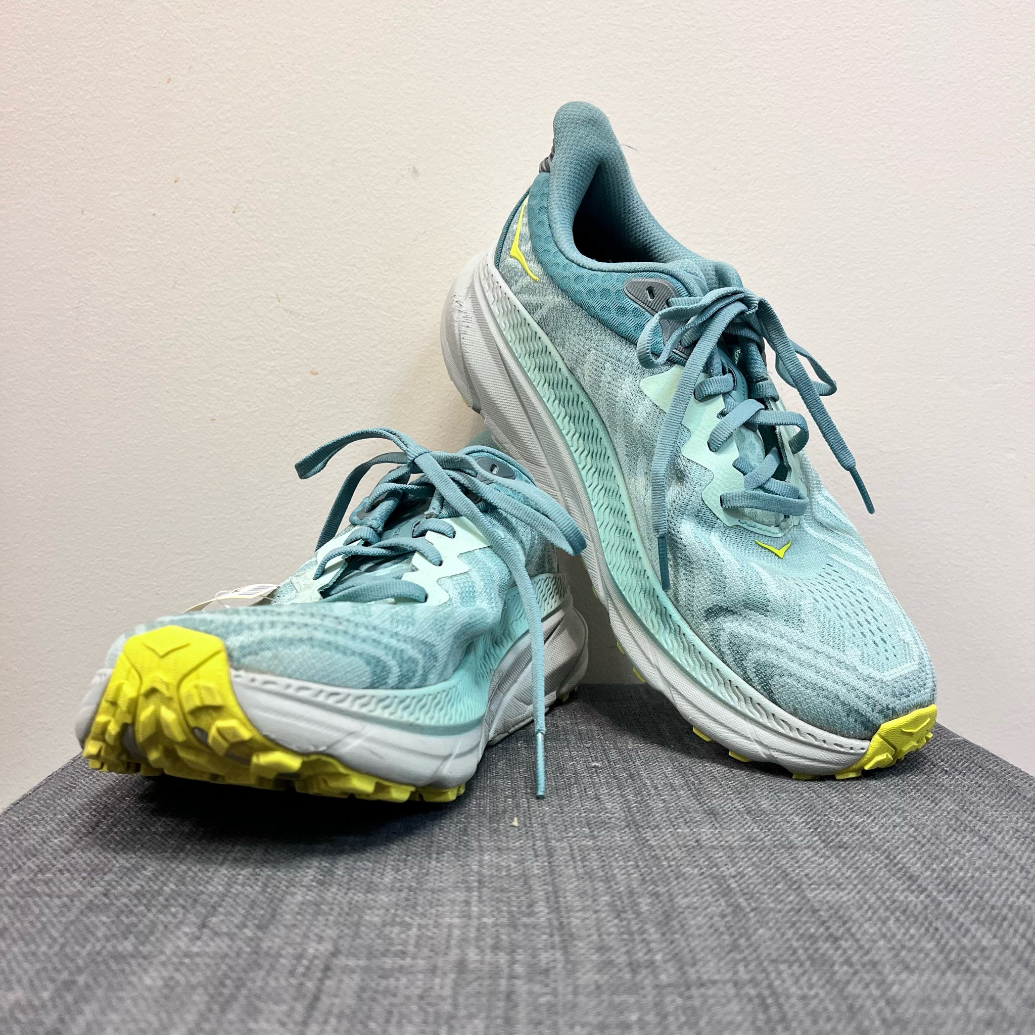 8.5 HOKA MINT SHOES