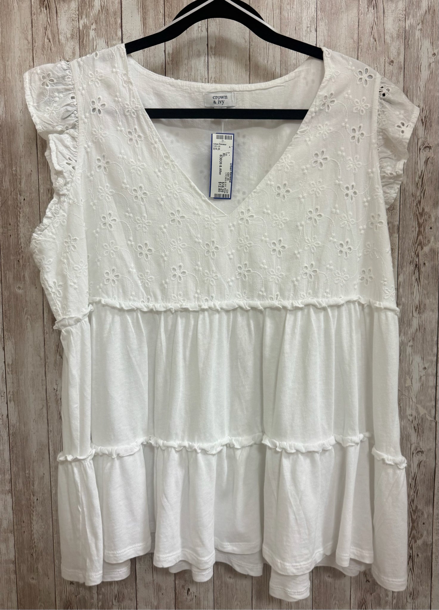 Size XL CROWN & IVY White Top