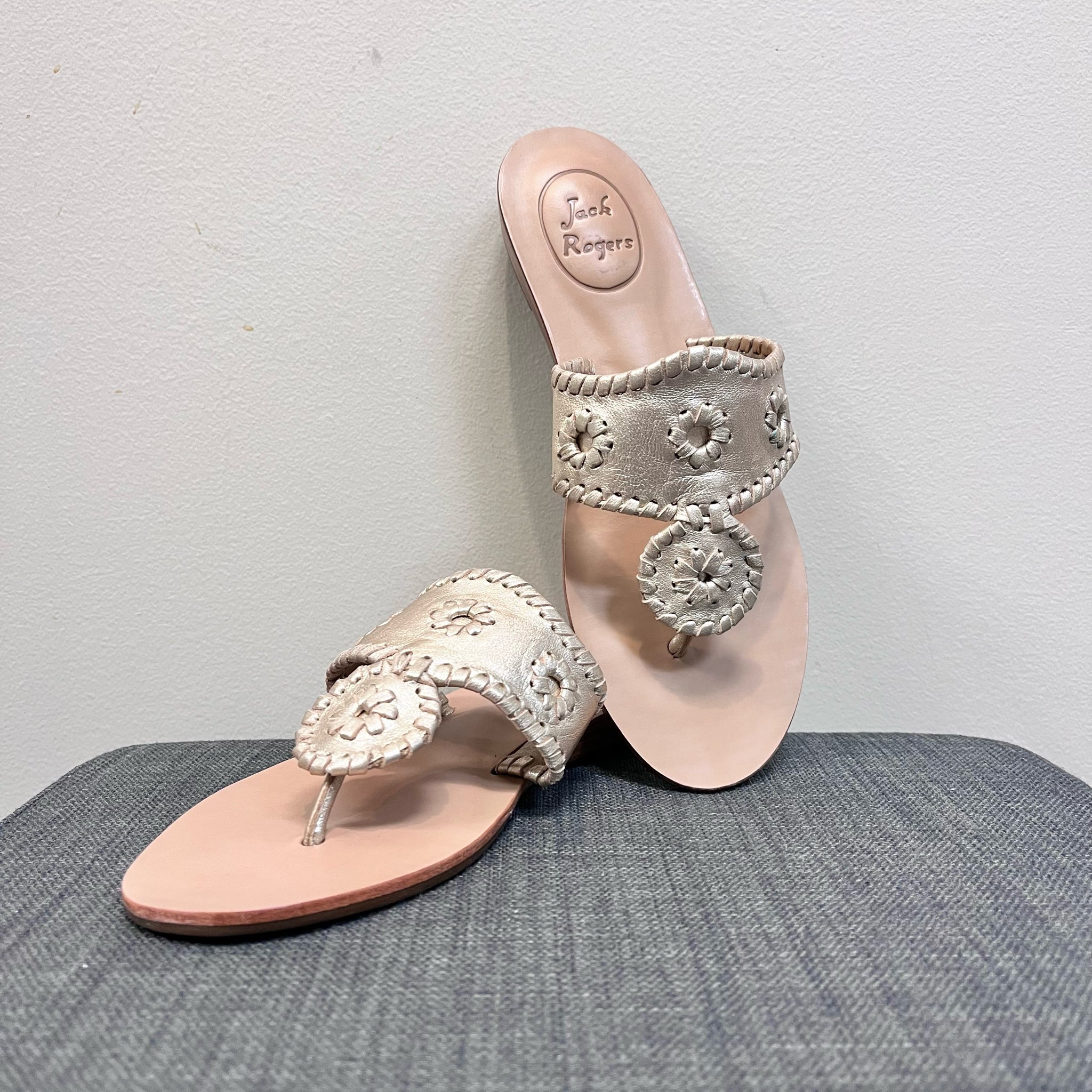 JACK ROGERS 6 Gold Sandals
