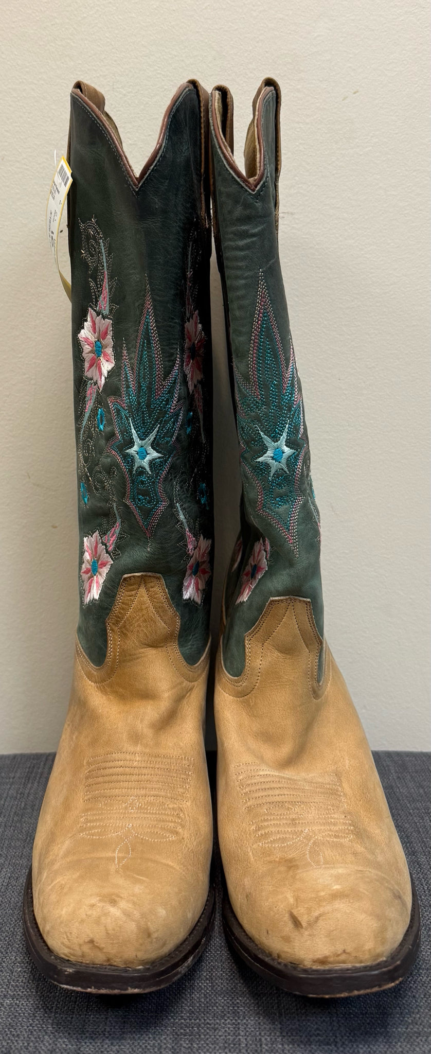 10 BED STU Brown Boots