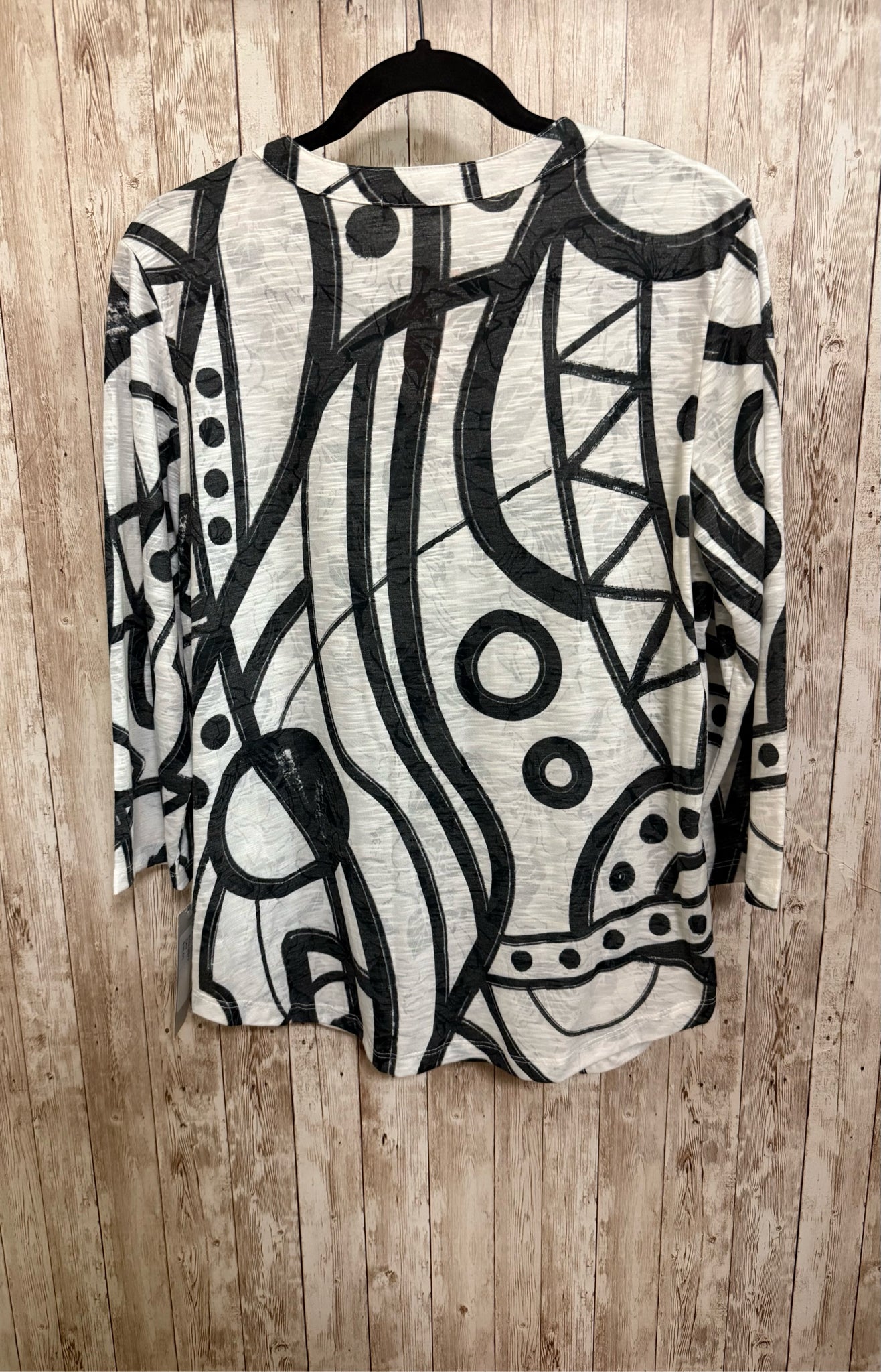 Size S JESS & JANE White and Black Top