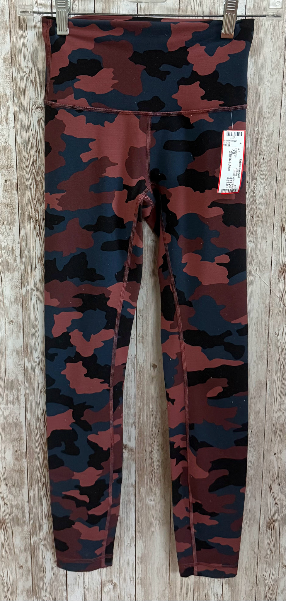 Size XS LULULEMON CAMO Leggings
