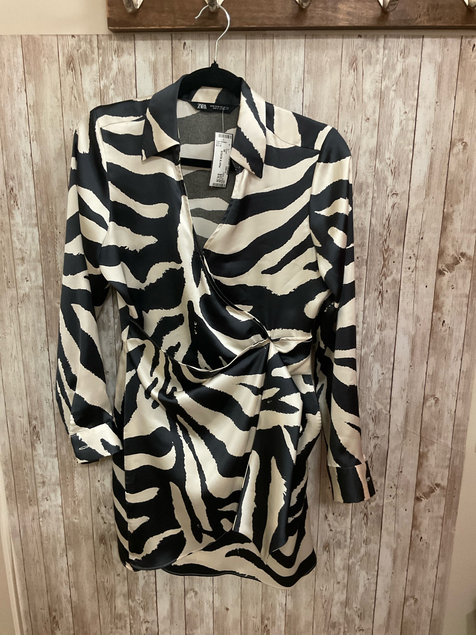 Size M ZARA ZEBRA Dress