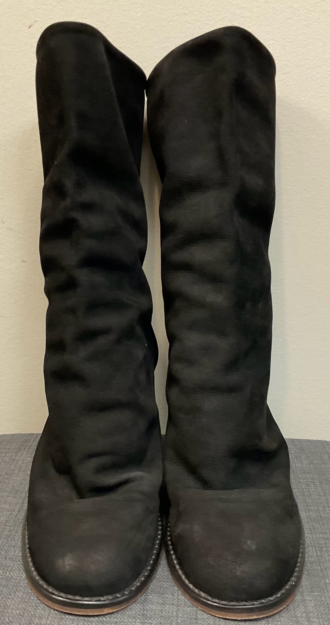 9.5 FREE PEOPLE BLACK SUEDE Boots