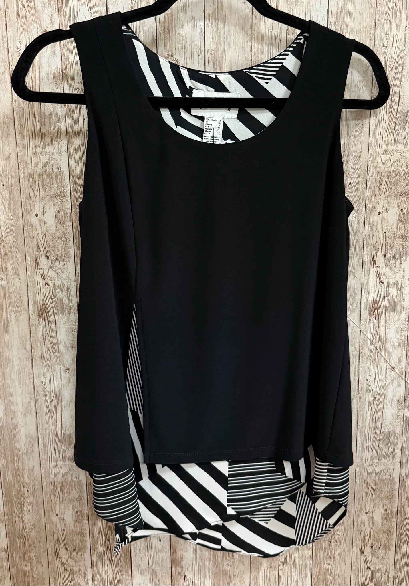 Size 4 JOSEPH RIBKOFF Black Print Top
