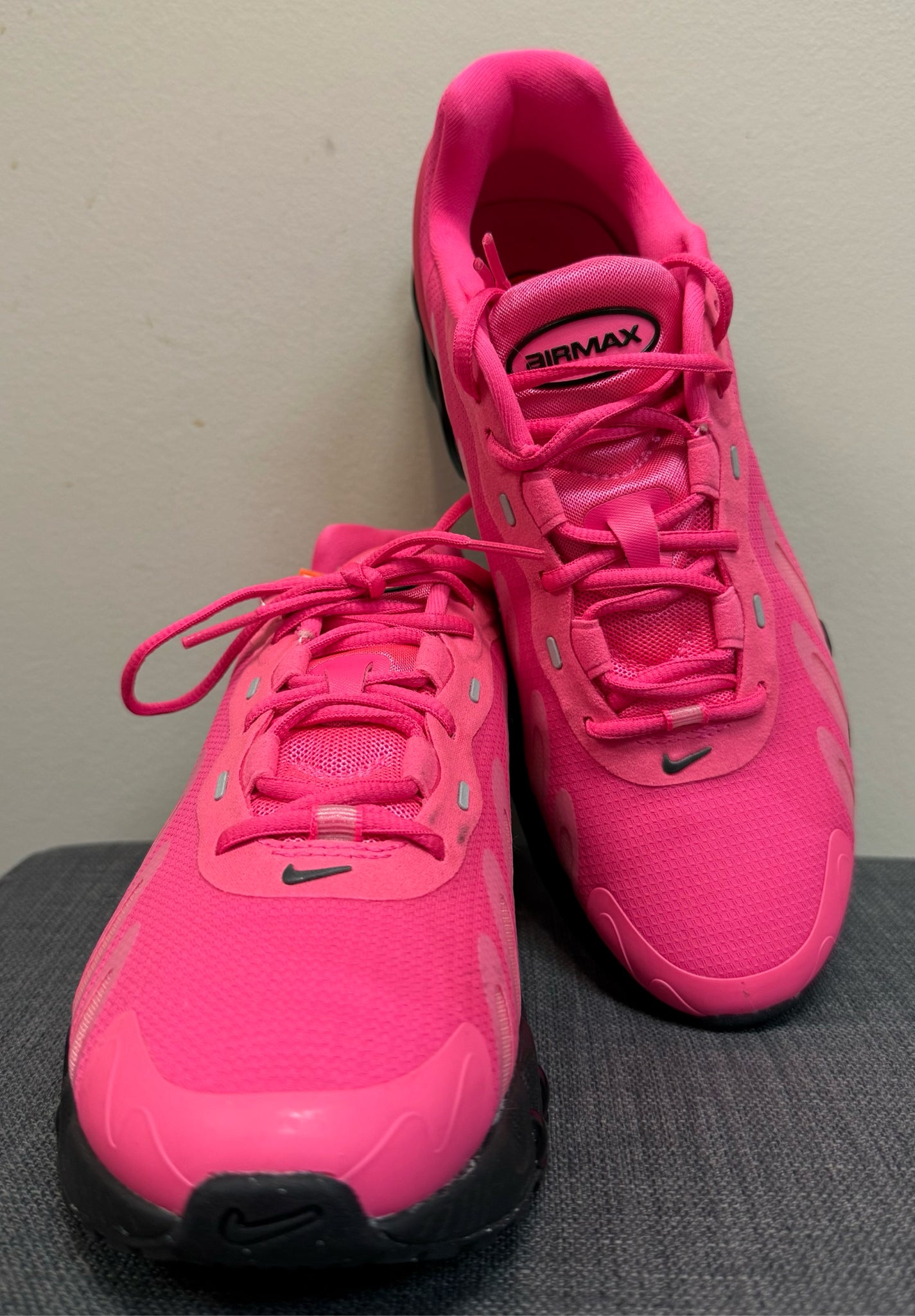7 NIKE Hot Pink Sneakers