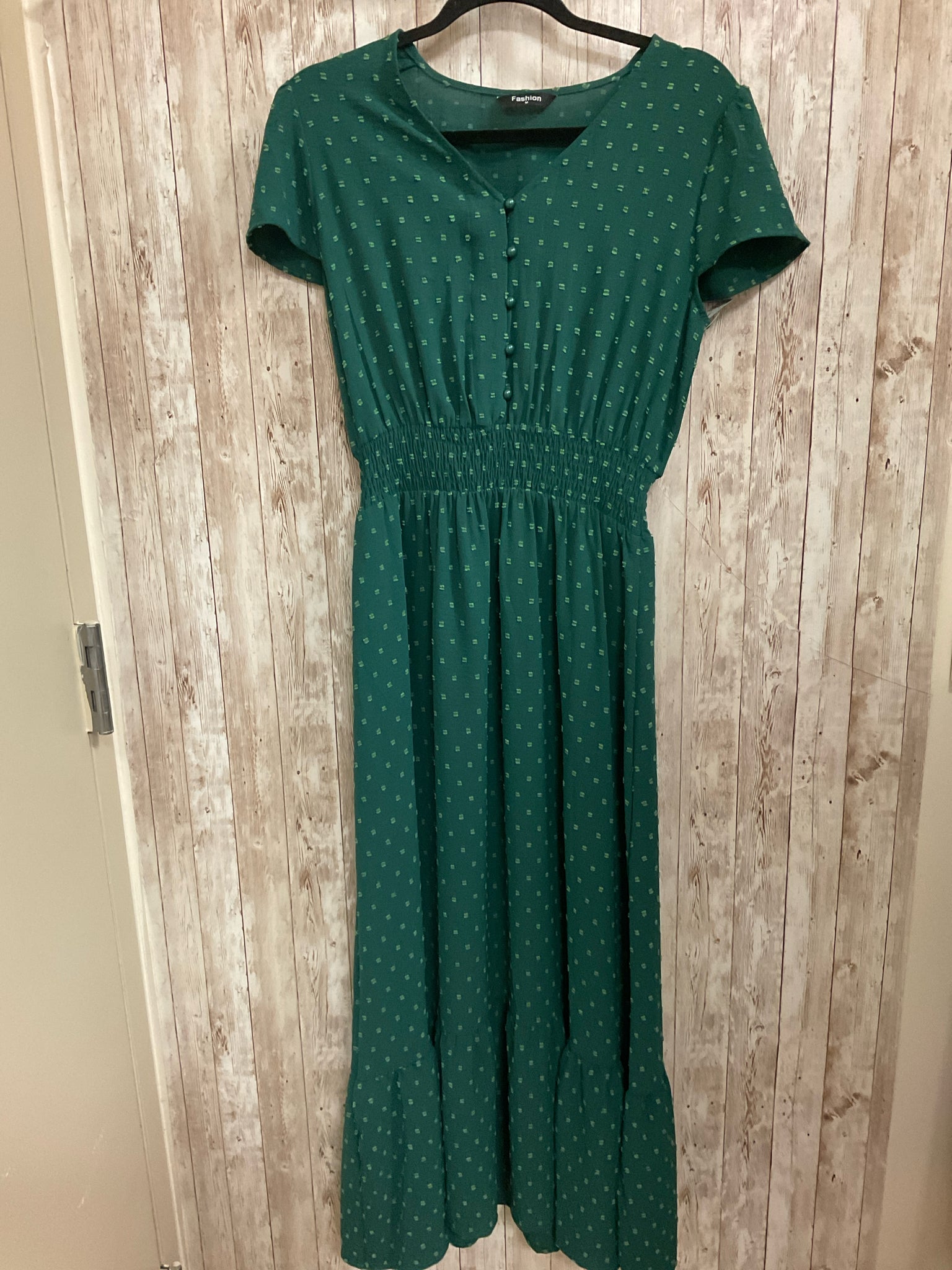 Size M FASHION Green Dress