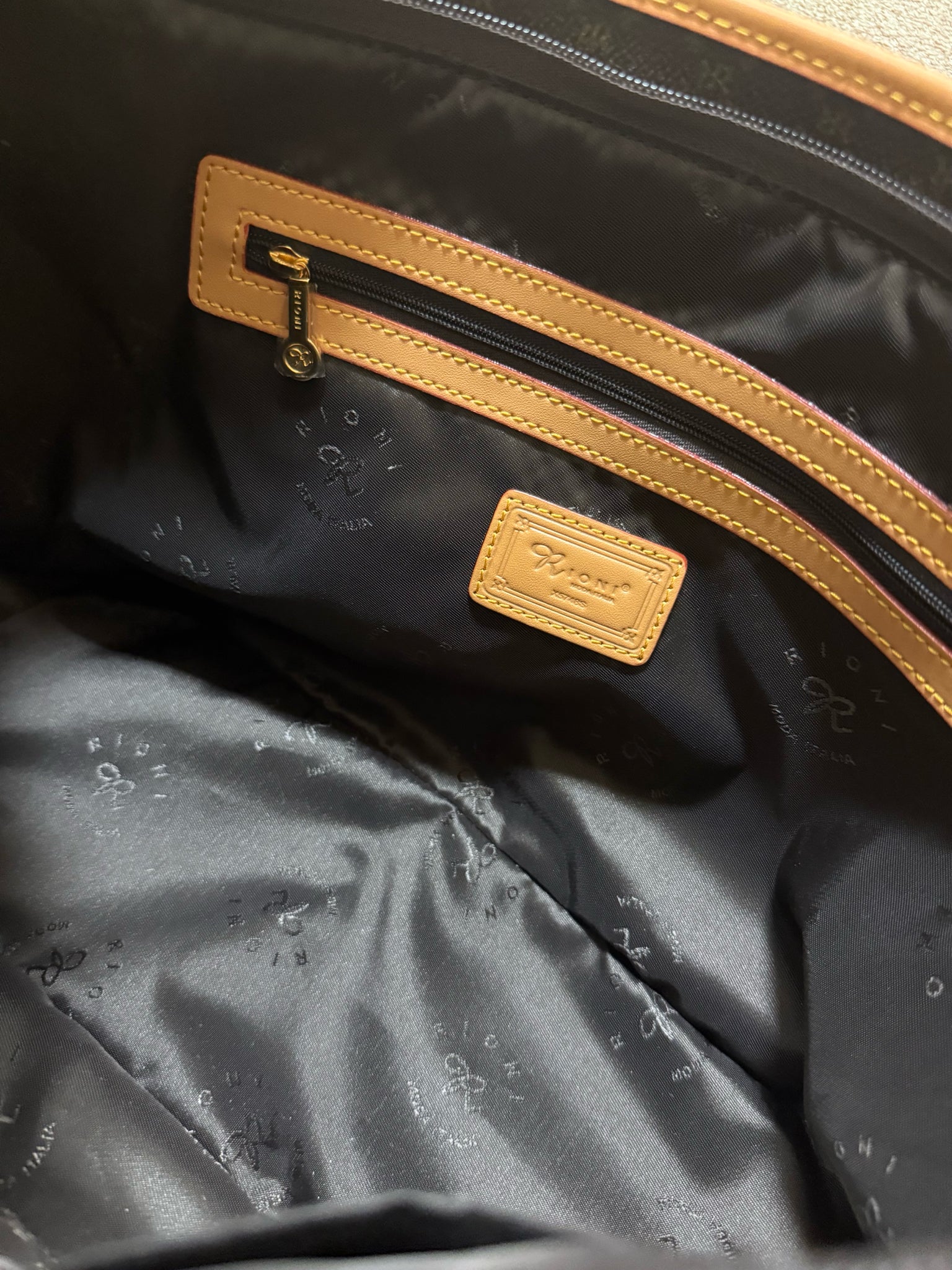 RIONI Purse
