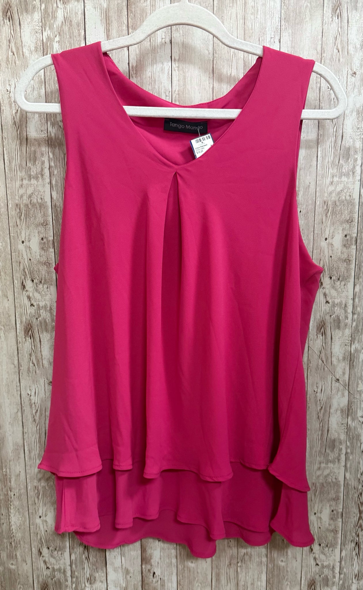 Size M TANGO MANGO Fuschia Top