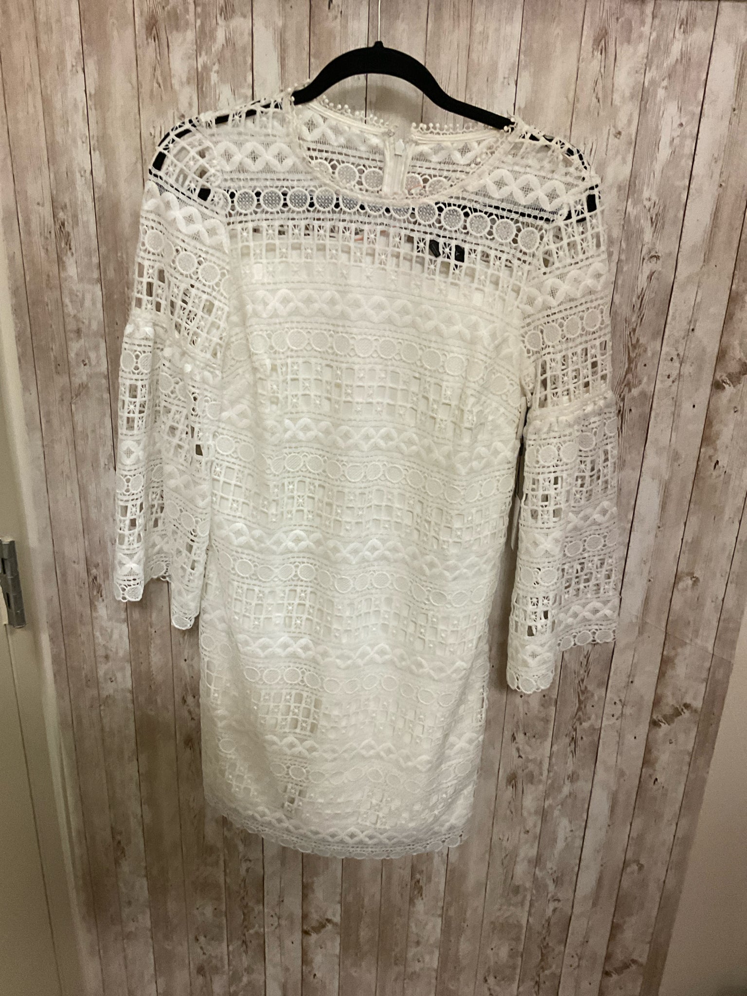 LAUNDRY Size 4 OFF WHITE Dress