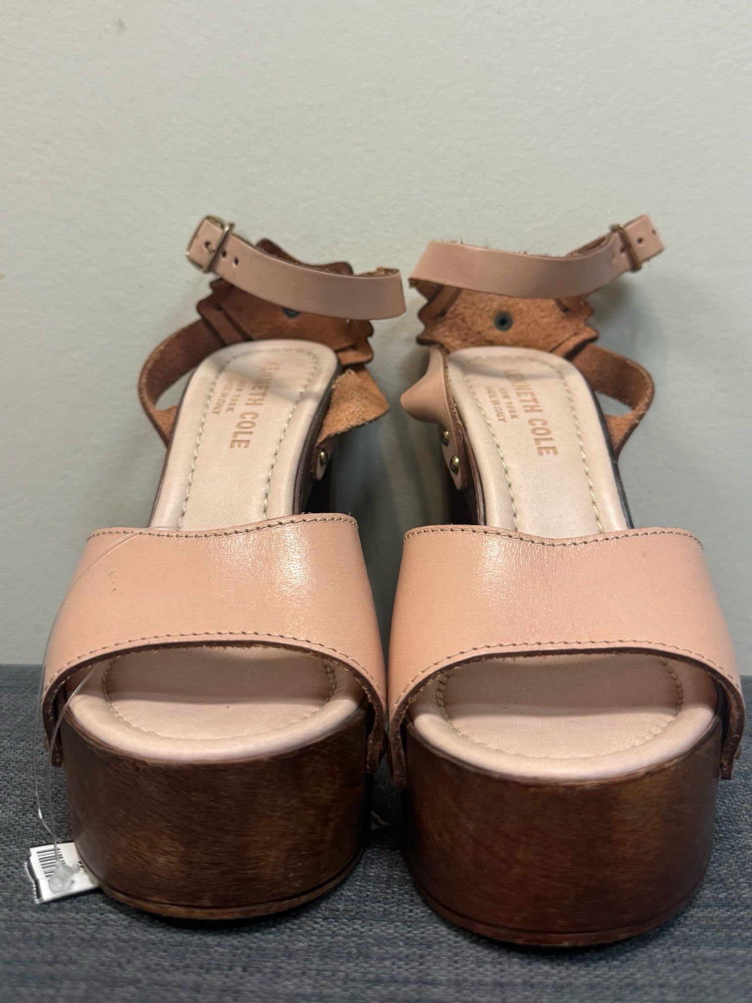6 KENNETH COLE BLUSH AND BROWN SHOES