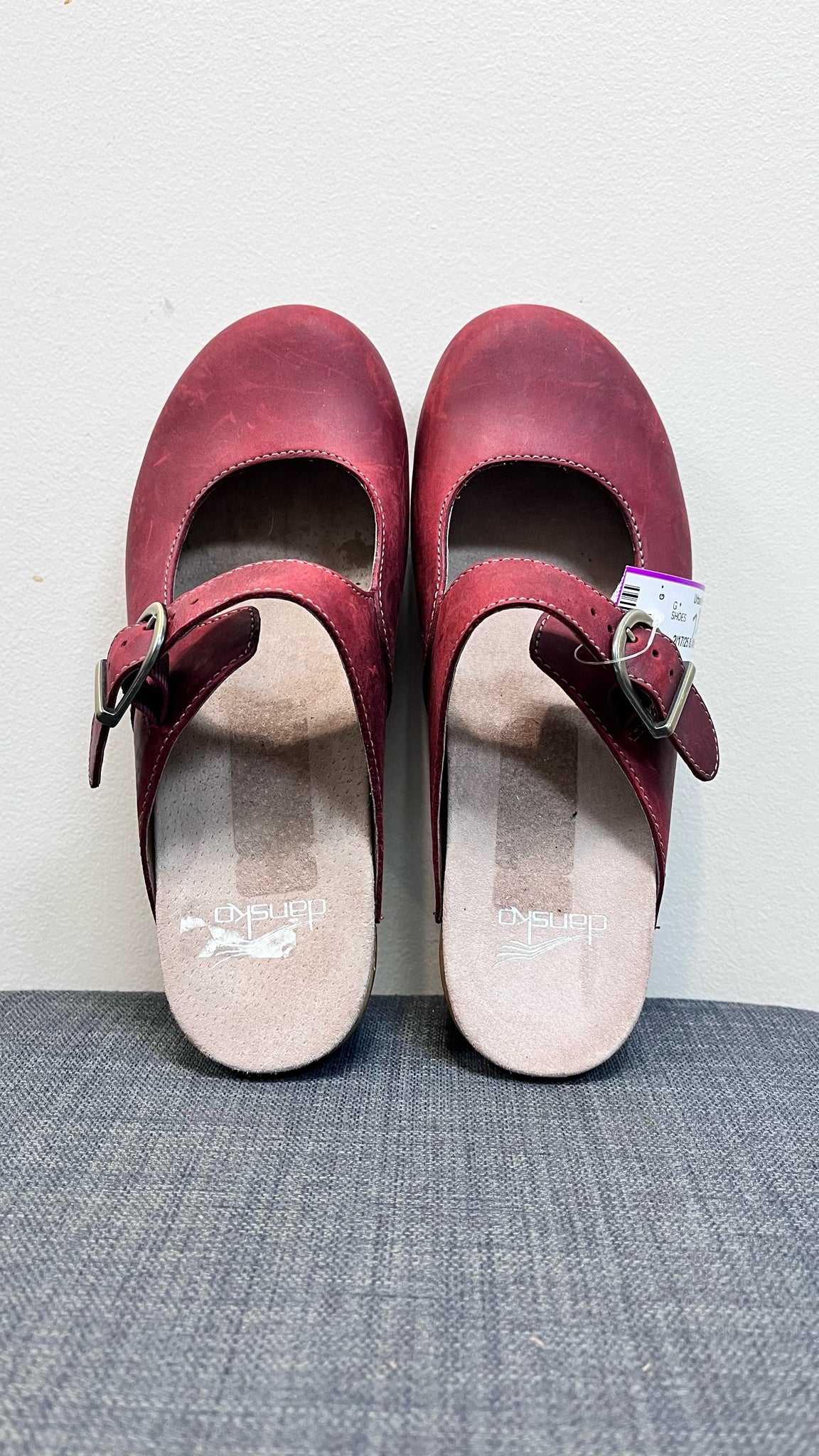 7.5 DANSKO Burgundy SHOES