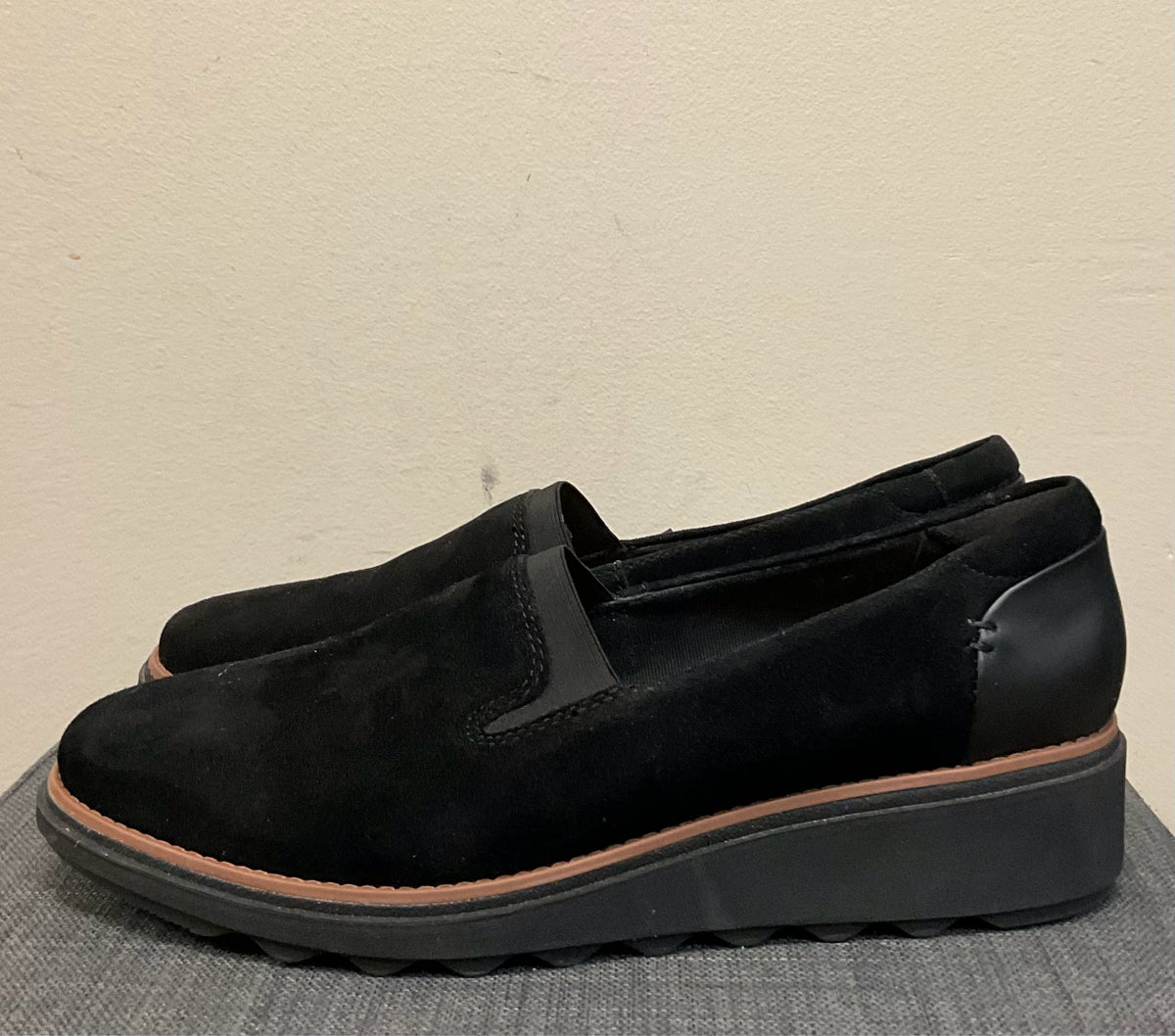 9 CLARKS Black SHOES