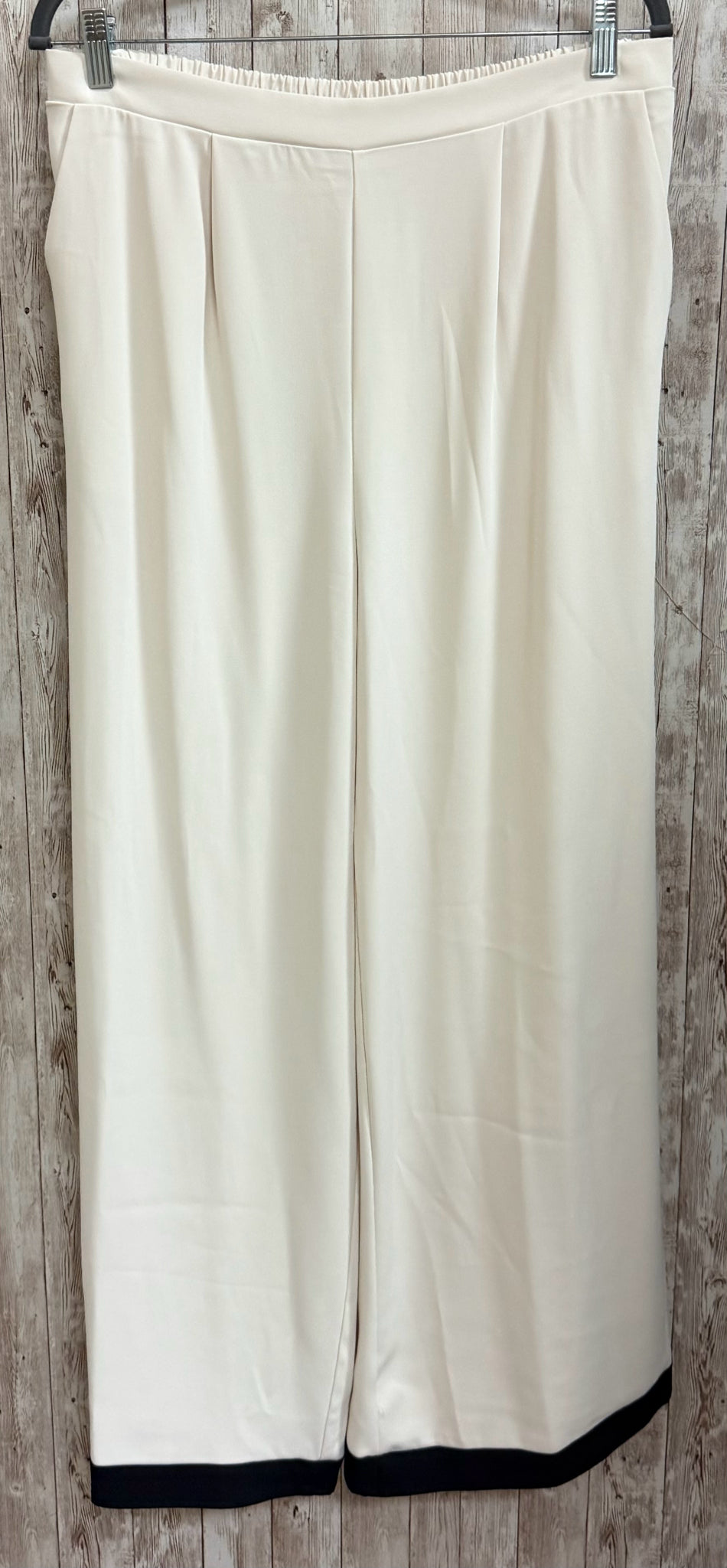 Size XL MELODY CREAM AND BLACK 2 PC PANT SET