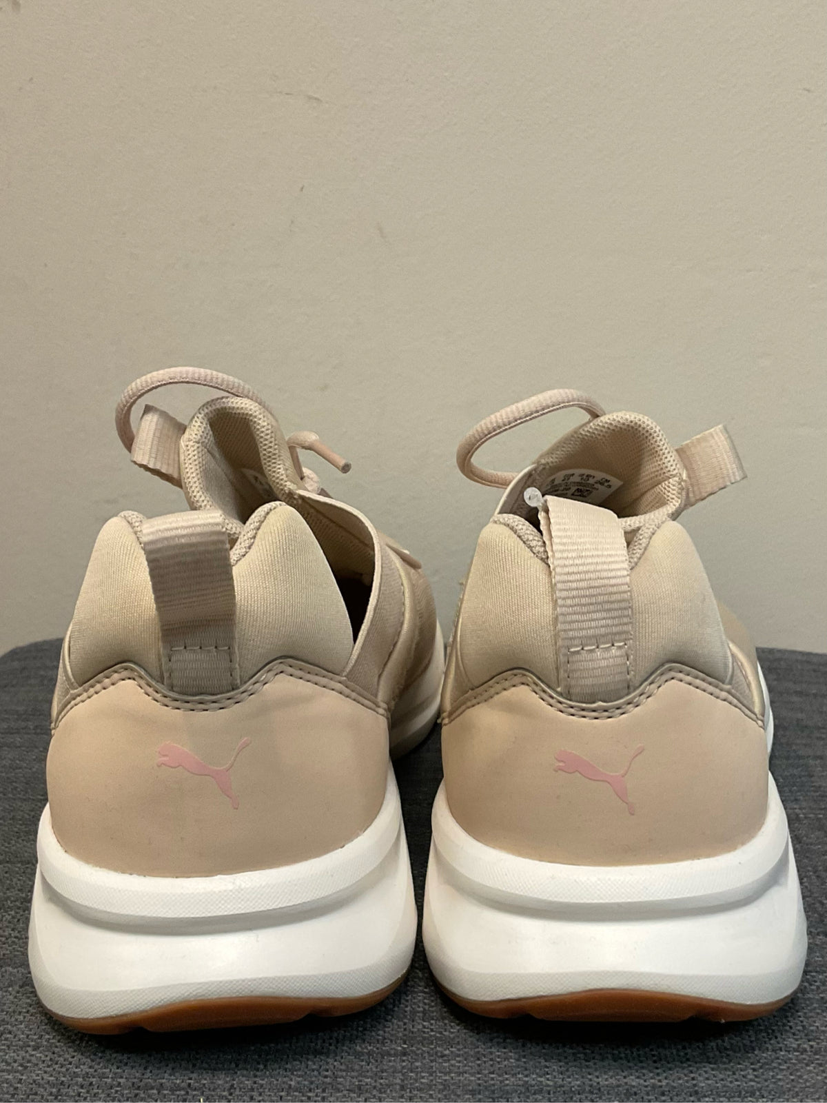 10 PUMA Tan Sneakers